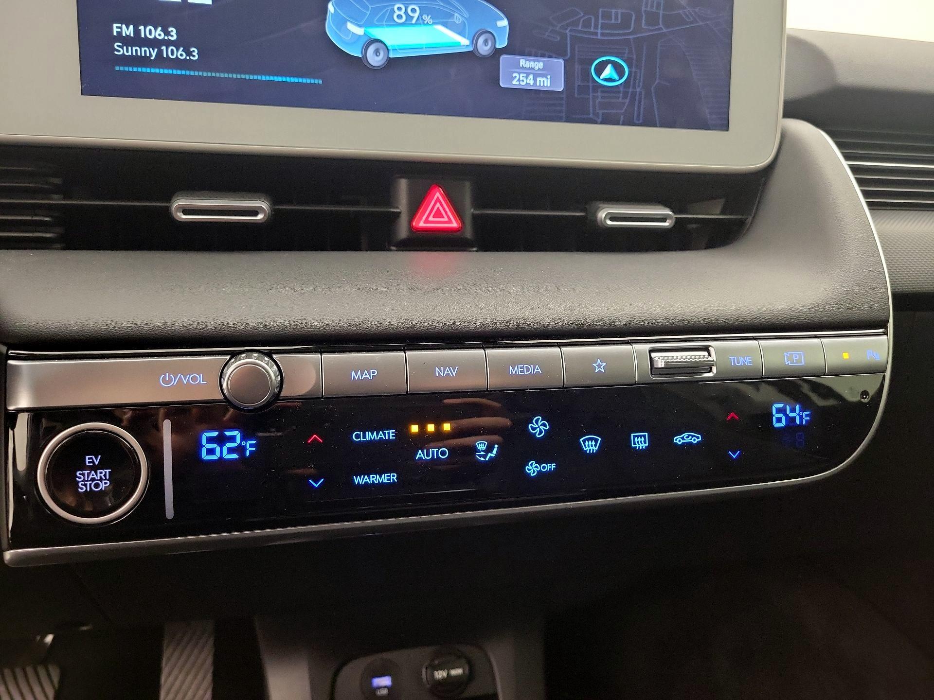 Thumbnail: 2024 Hyundai Ioniq 5 - 17