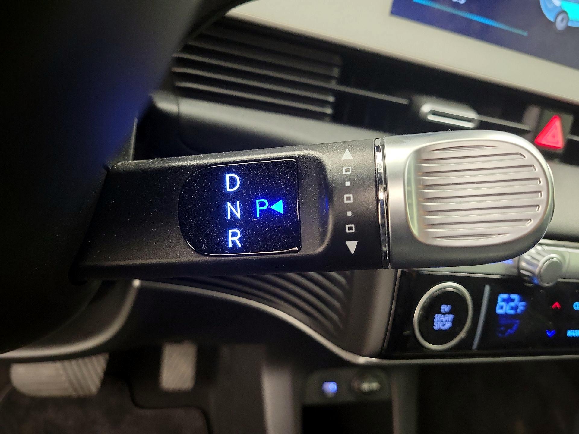Thumbnail: 2024 Hyundai Ioniq 5 - 18