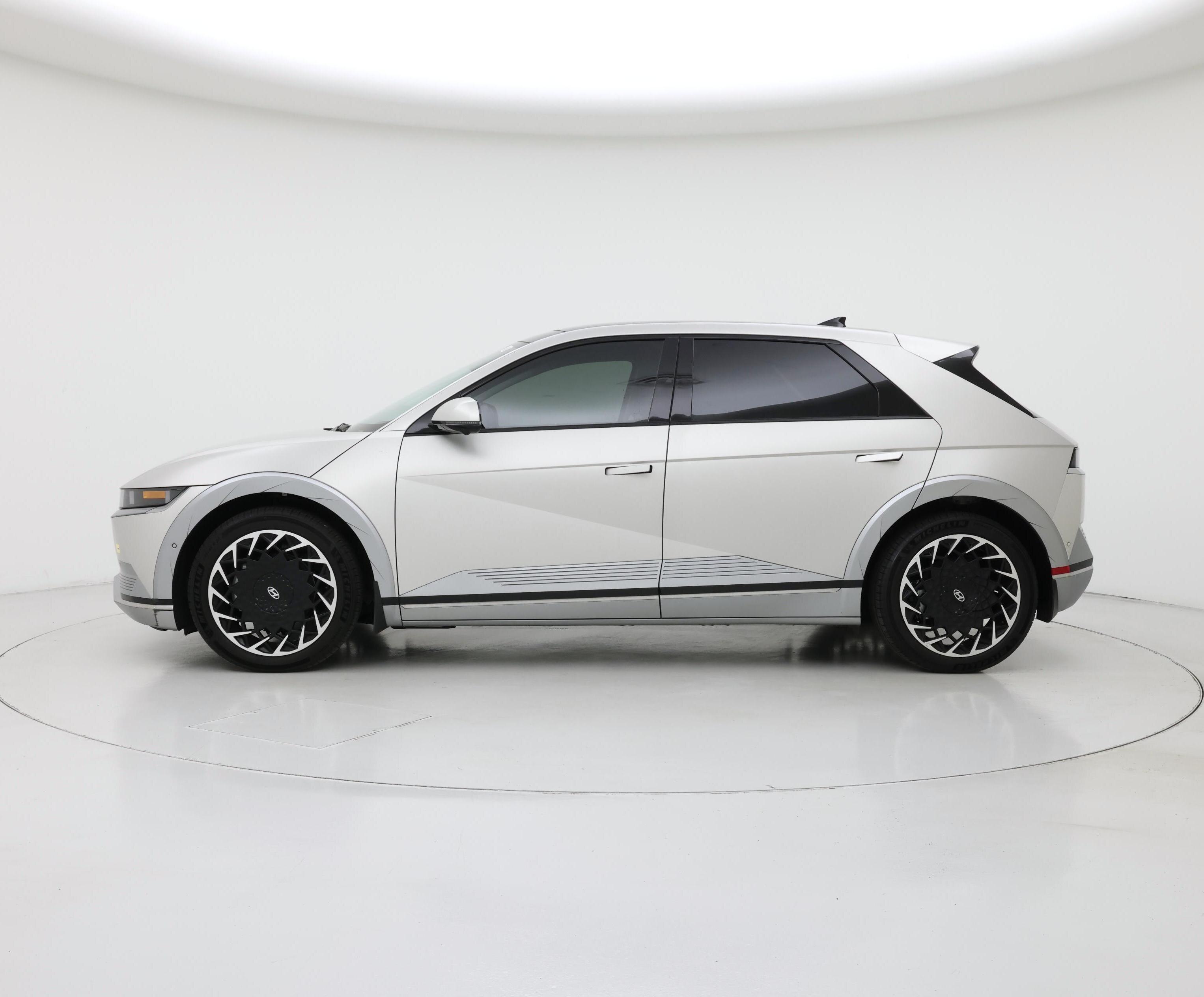 Thumbnail: 2024 Hyundai Ioniq 5 - 3