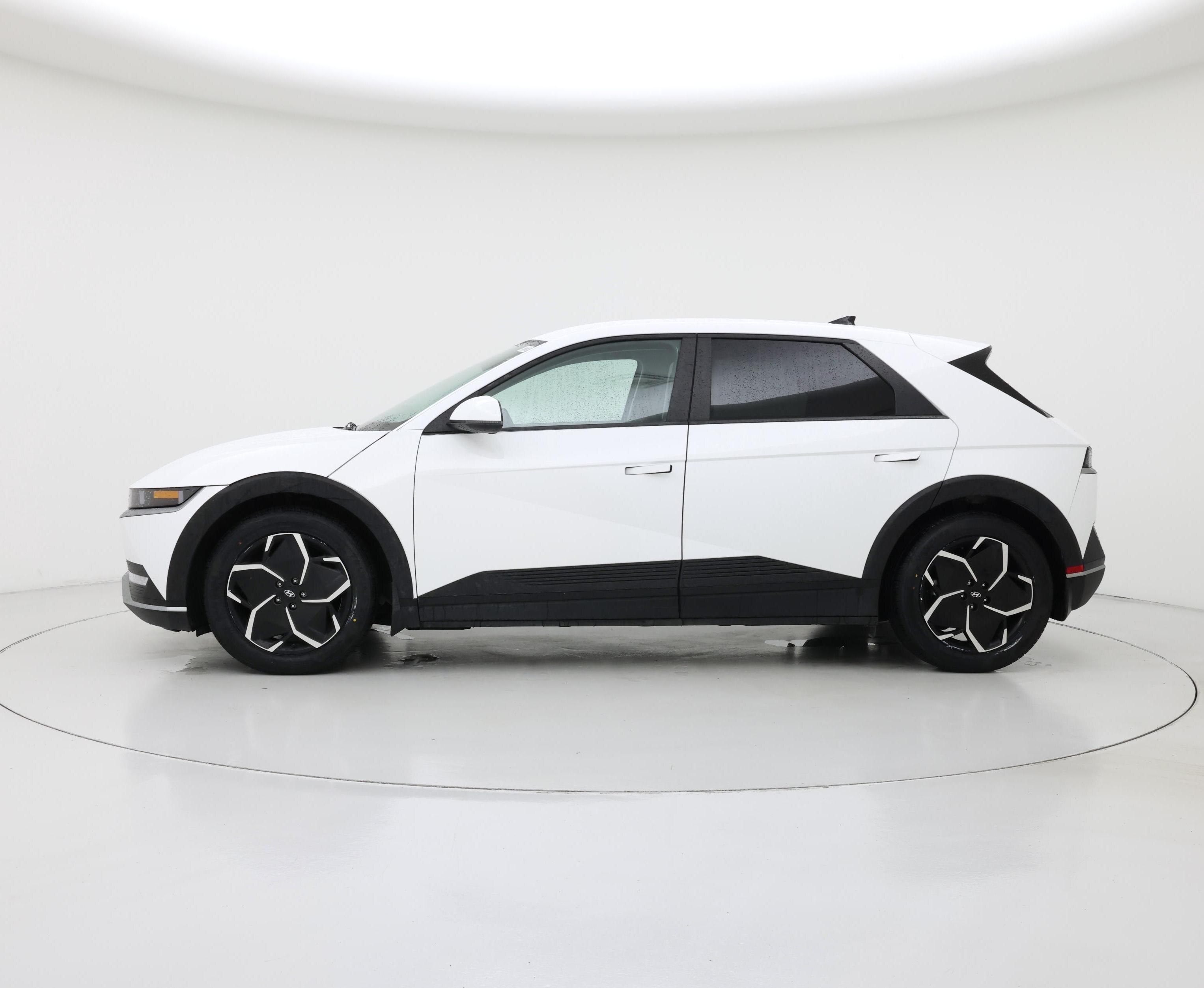Thumbnail: 2024 Hyundai Ioniq 5 - 3