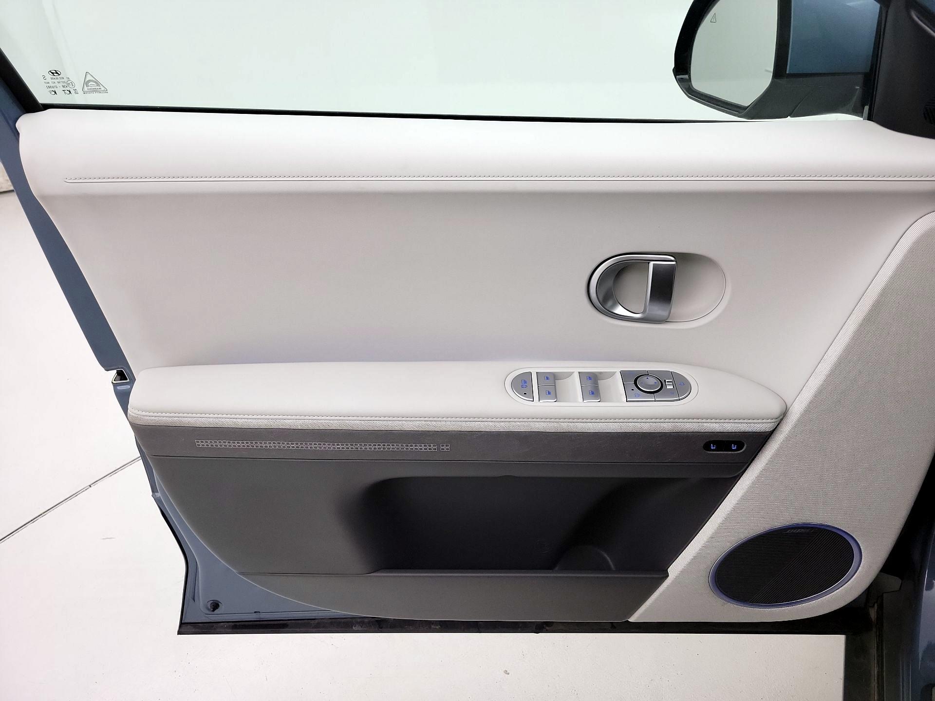 Thumbnail: 2024 Hyundai Ioniq 5 - 12