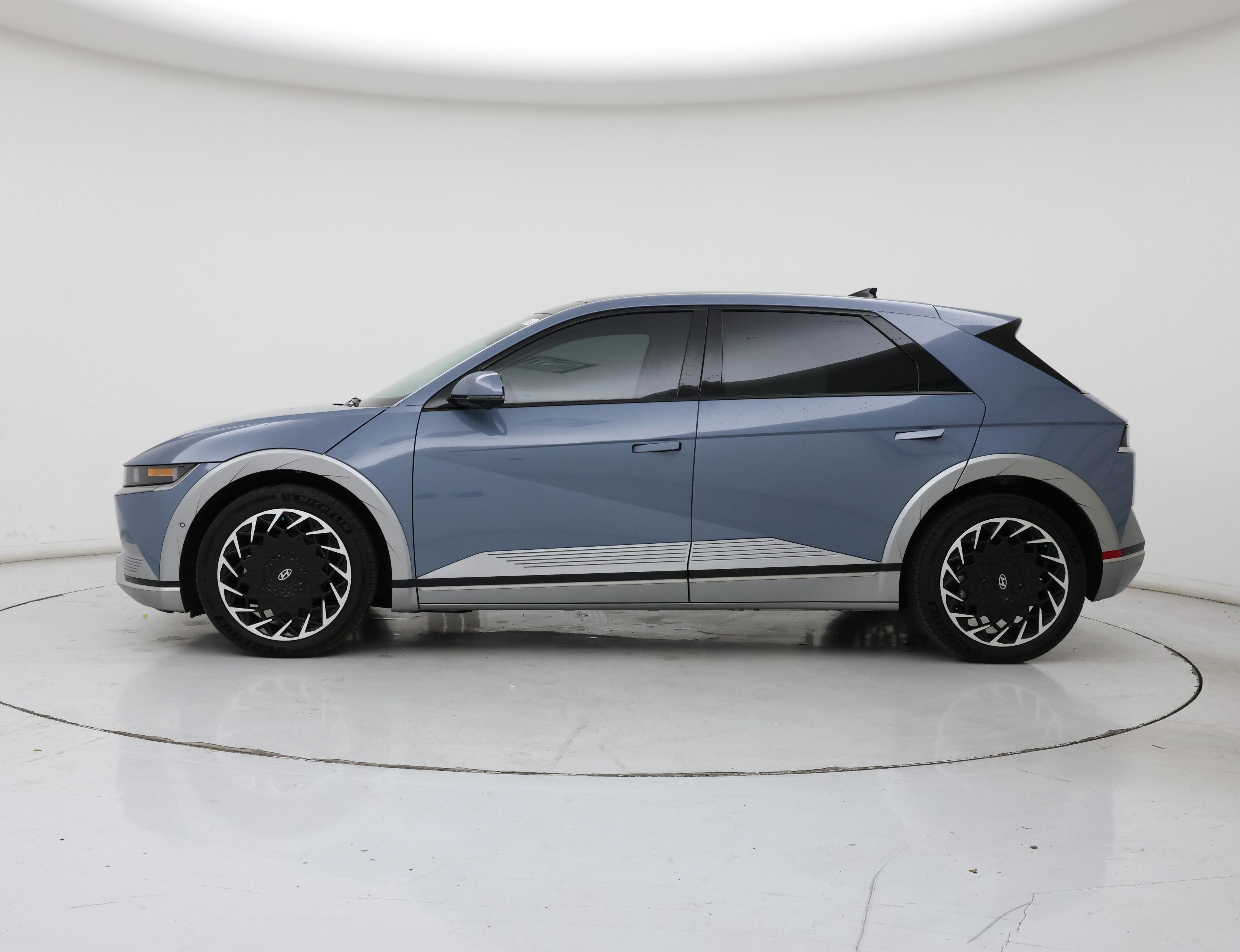 Thumbnail: 2024 Hyundai Ioniq 5 - 3