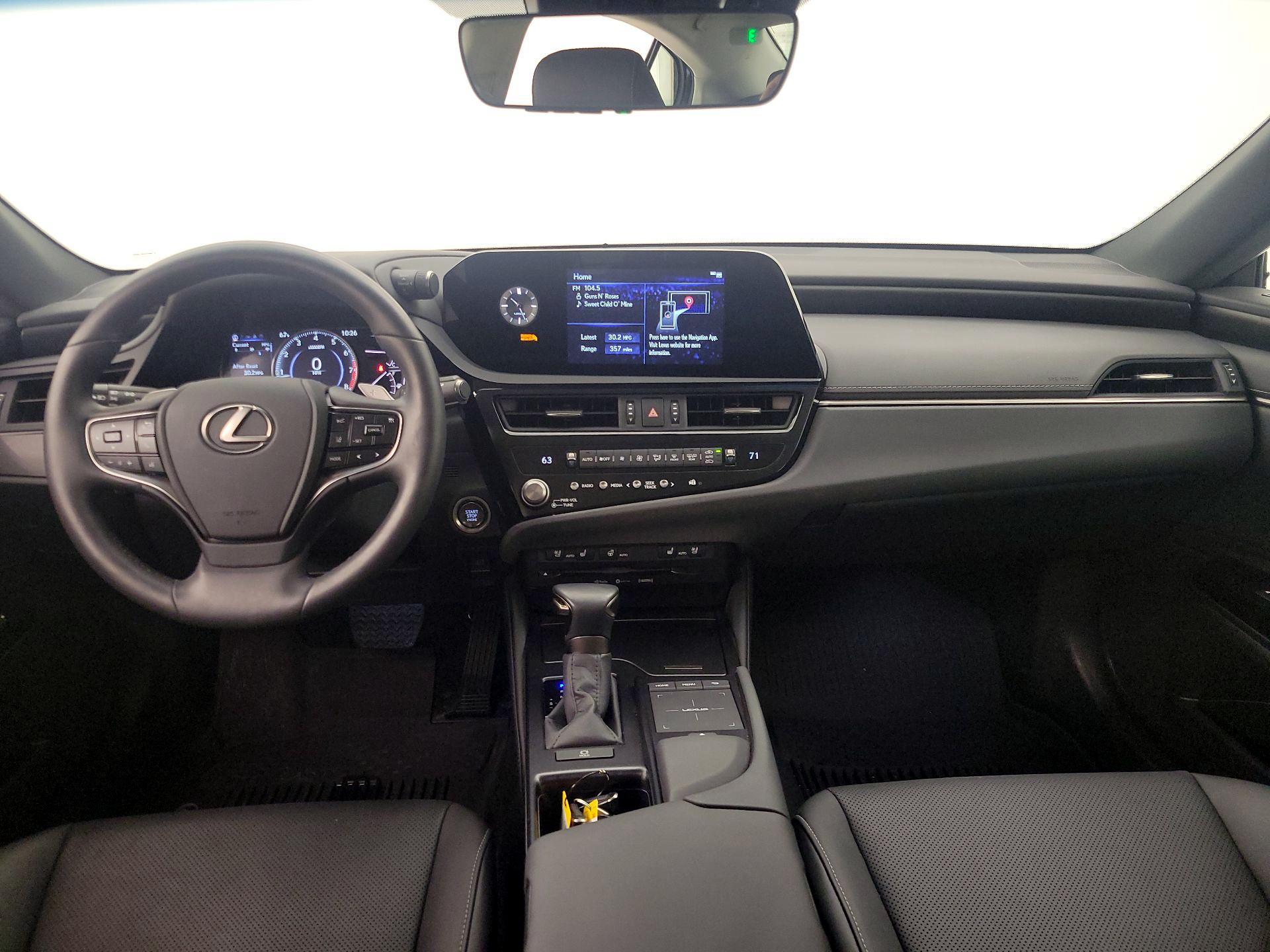 Thumbnail: 2022 Lexus ES - 9