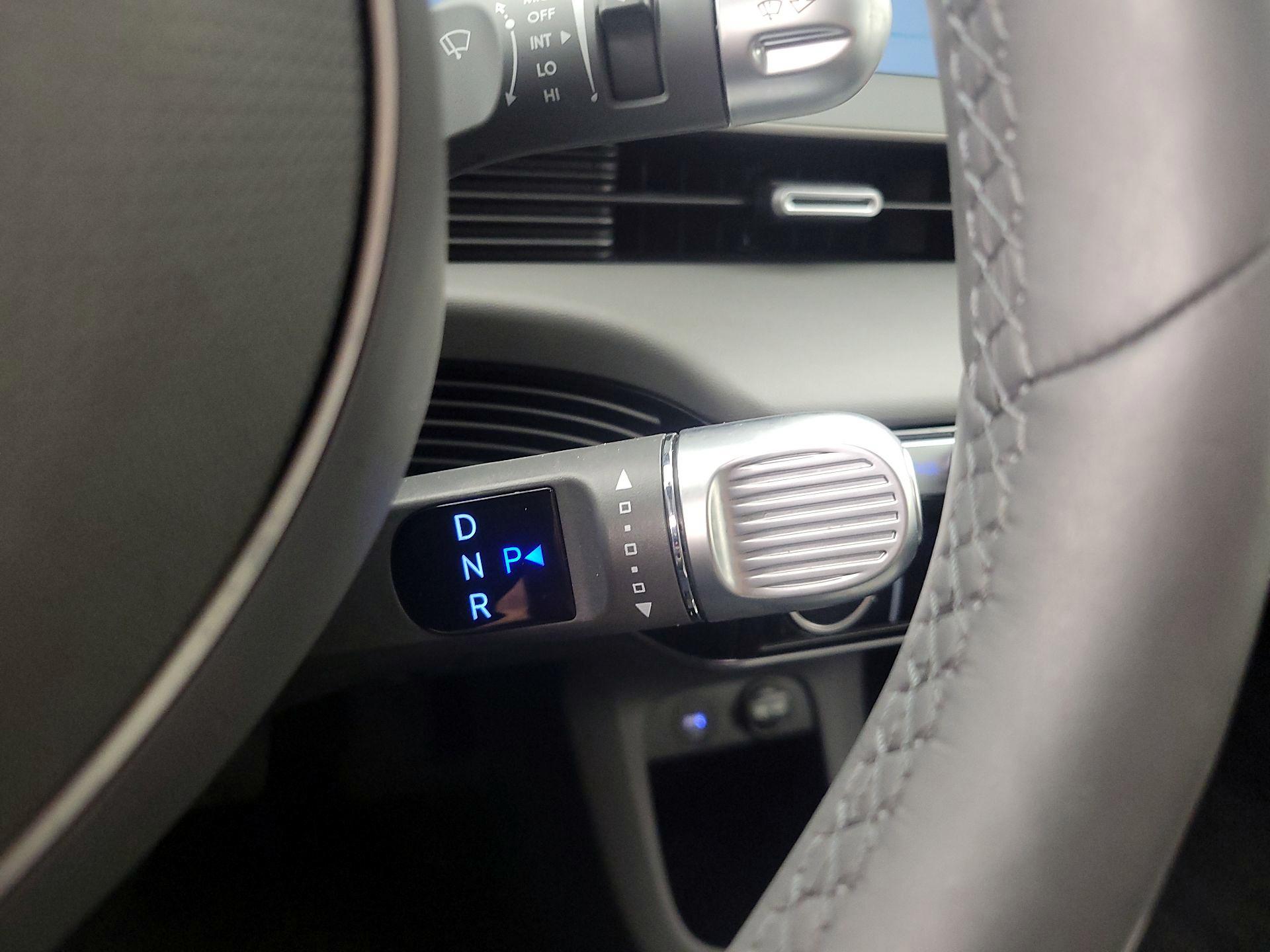 Thumbnail: 2024 Hyundai Ioniq 5 - 18