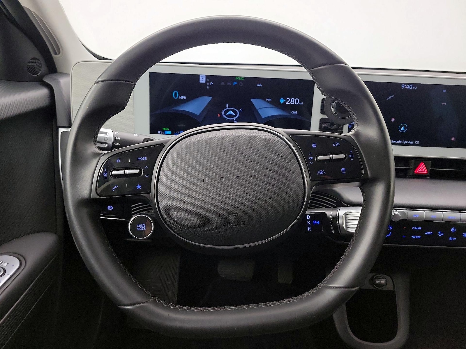 2024 Hyundai IONIQ 5 SE - Photo 11