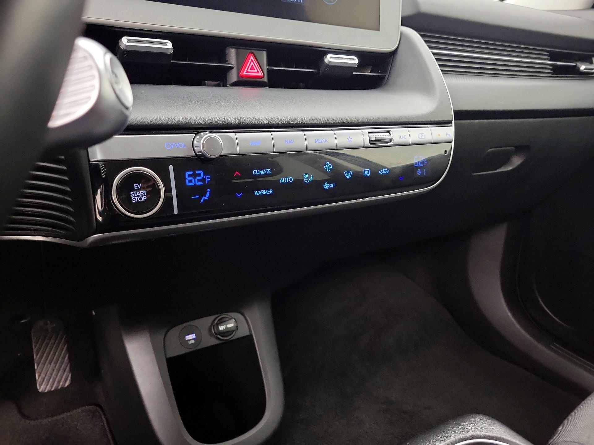 Thumbnail: 2024 Hyundai Ioniq 5 - 17