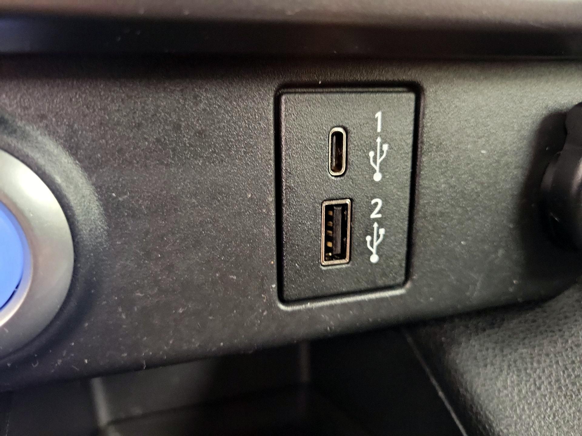 Thumbnail: 2024 Nissan Leaf - 18