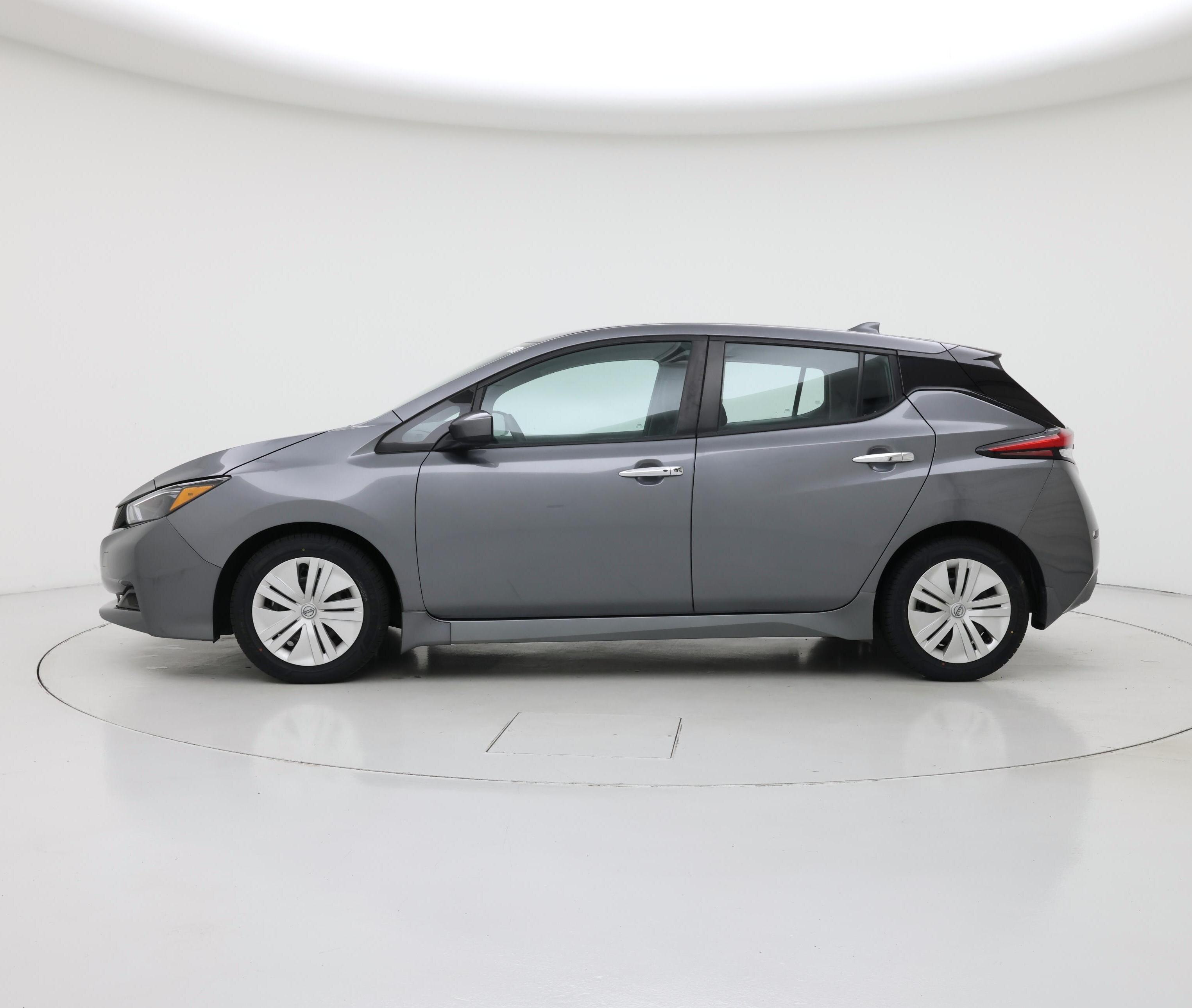 Thumbnail: 2024 Nissan Leaf - 3