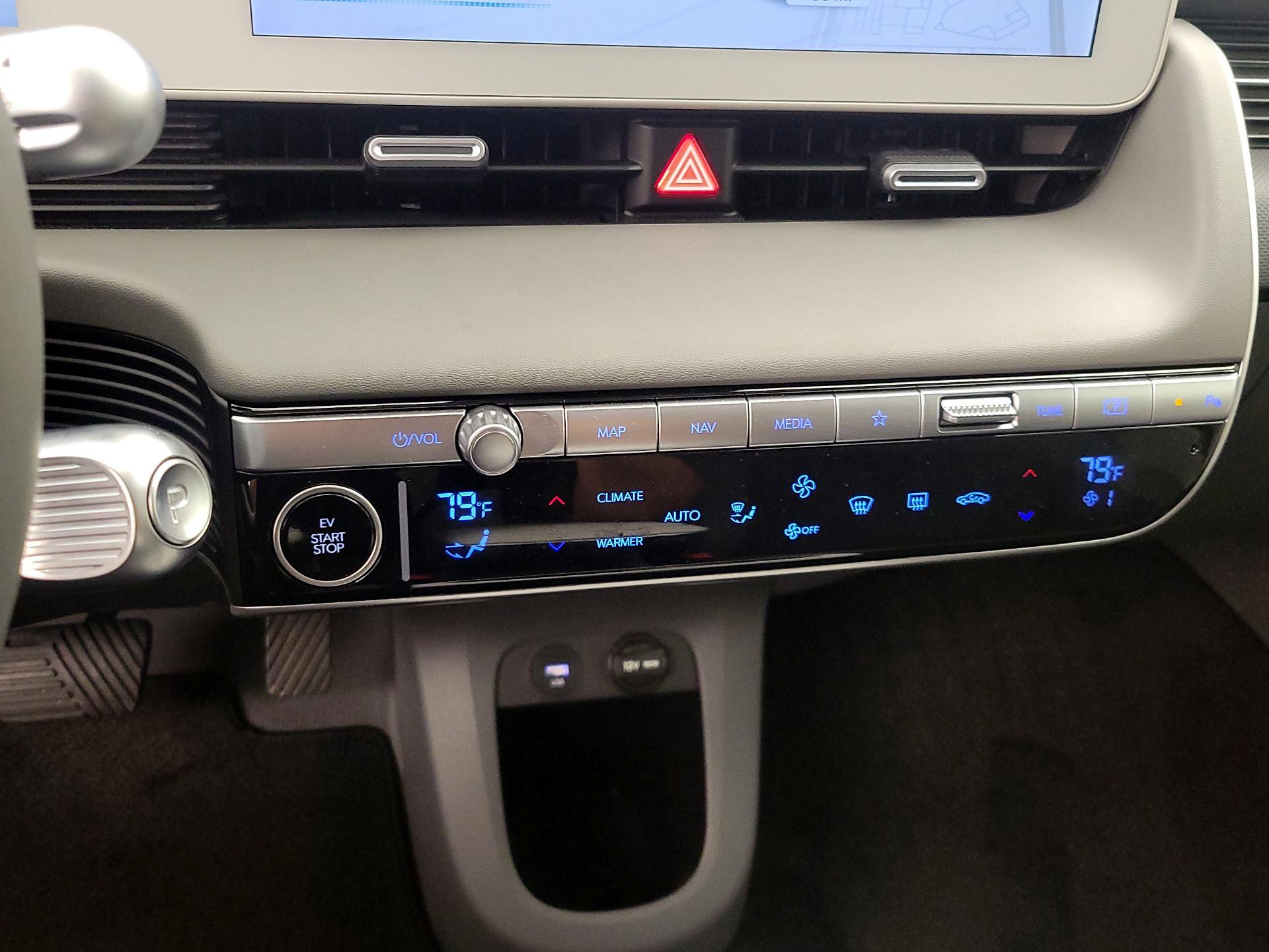 Thumbnail: 2024 Hyundai Ioniq 5 - 17