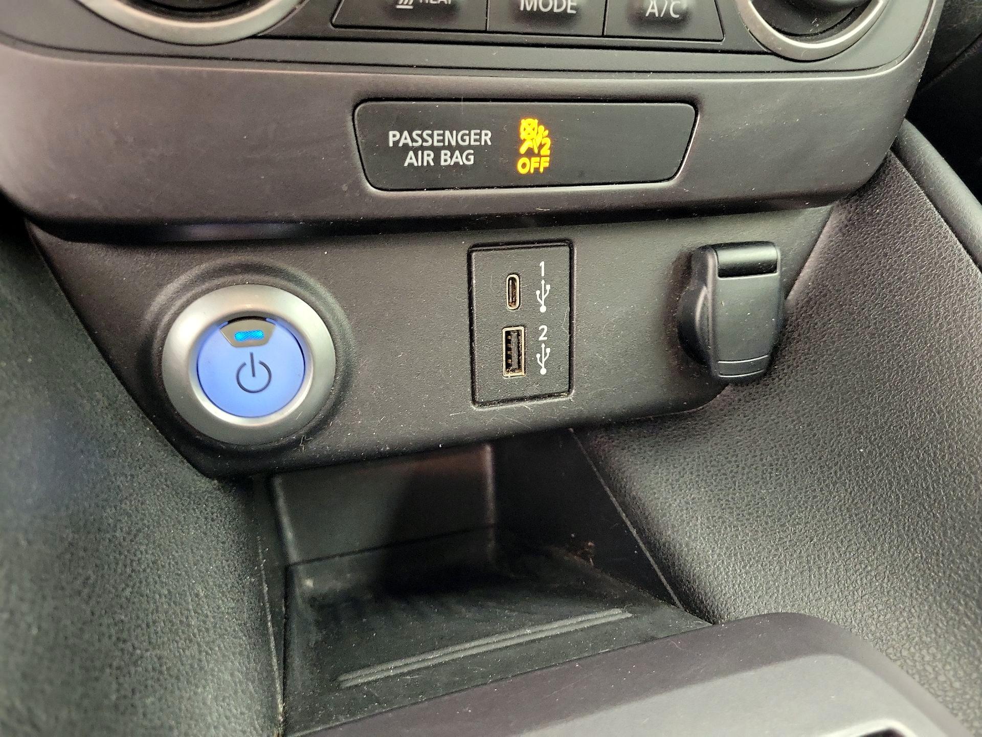 Thumbnail: 2024 Nissan Leaf - 18
