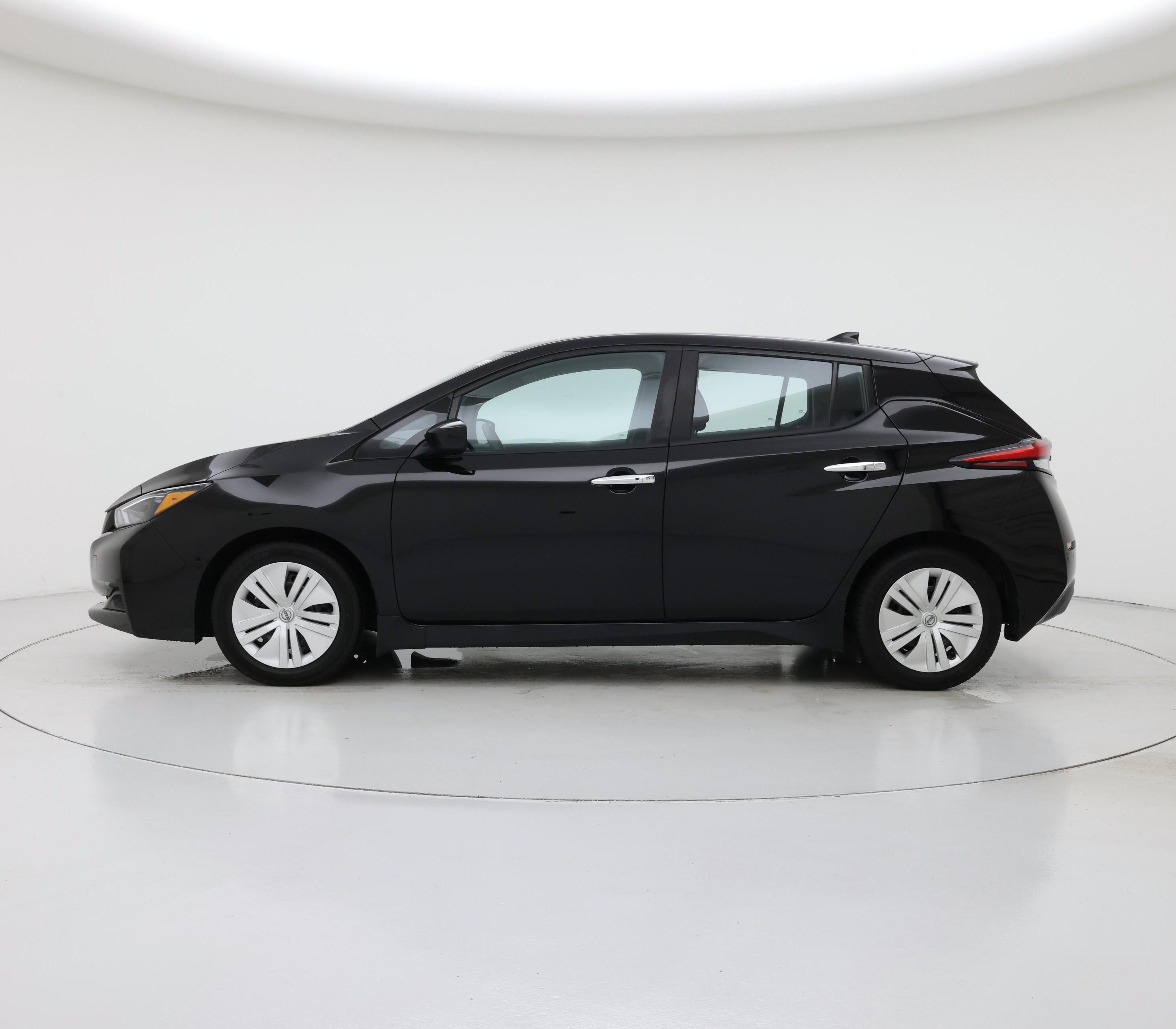 Thumbnail: 2024 Nissan Leaf - 3