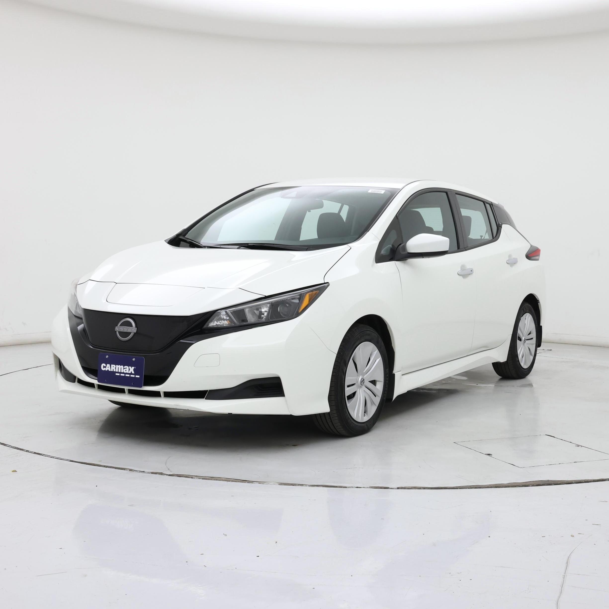 Thumbnail: 2025 Nissan Leaf - 4