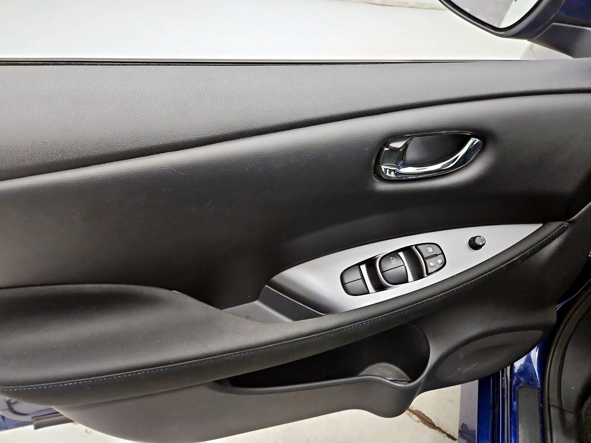 Thumbnail: 2024 Nissan Leaf - 12