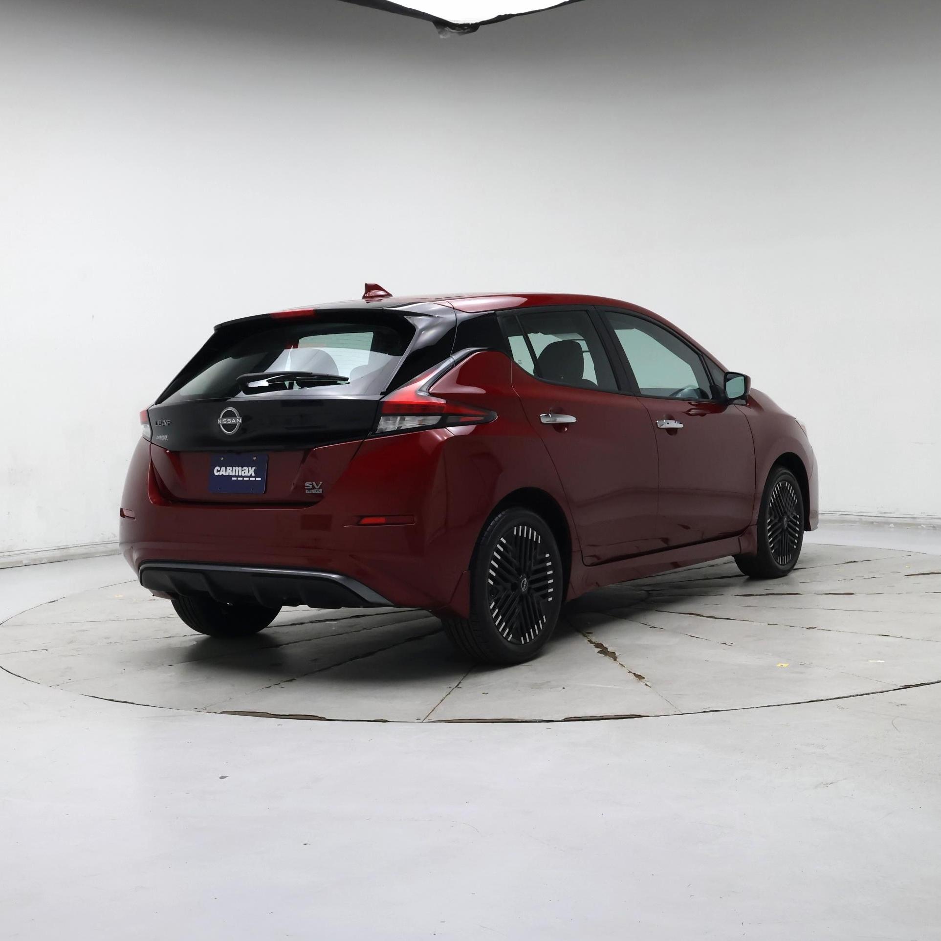Thumbnail: 2024 Nissan Leaf - 8