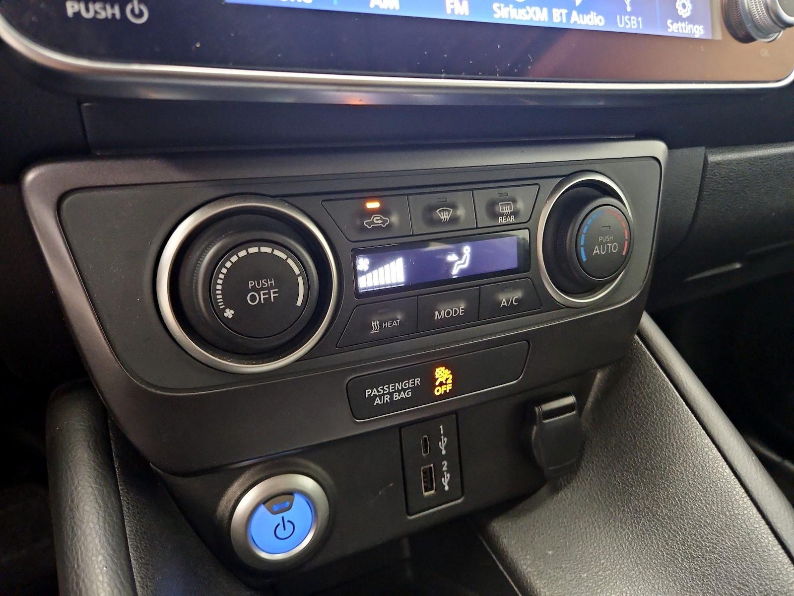 2025 Nissan Leaf S - Photo 17