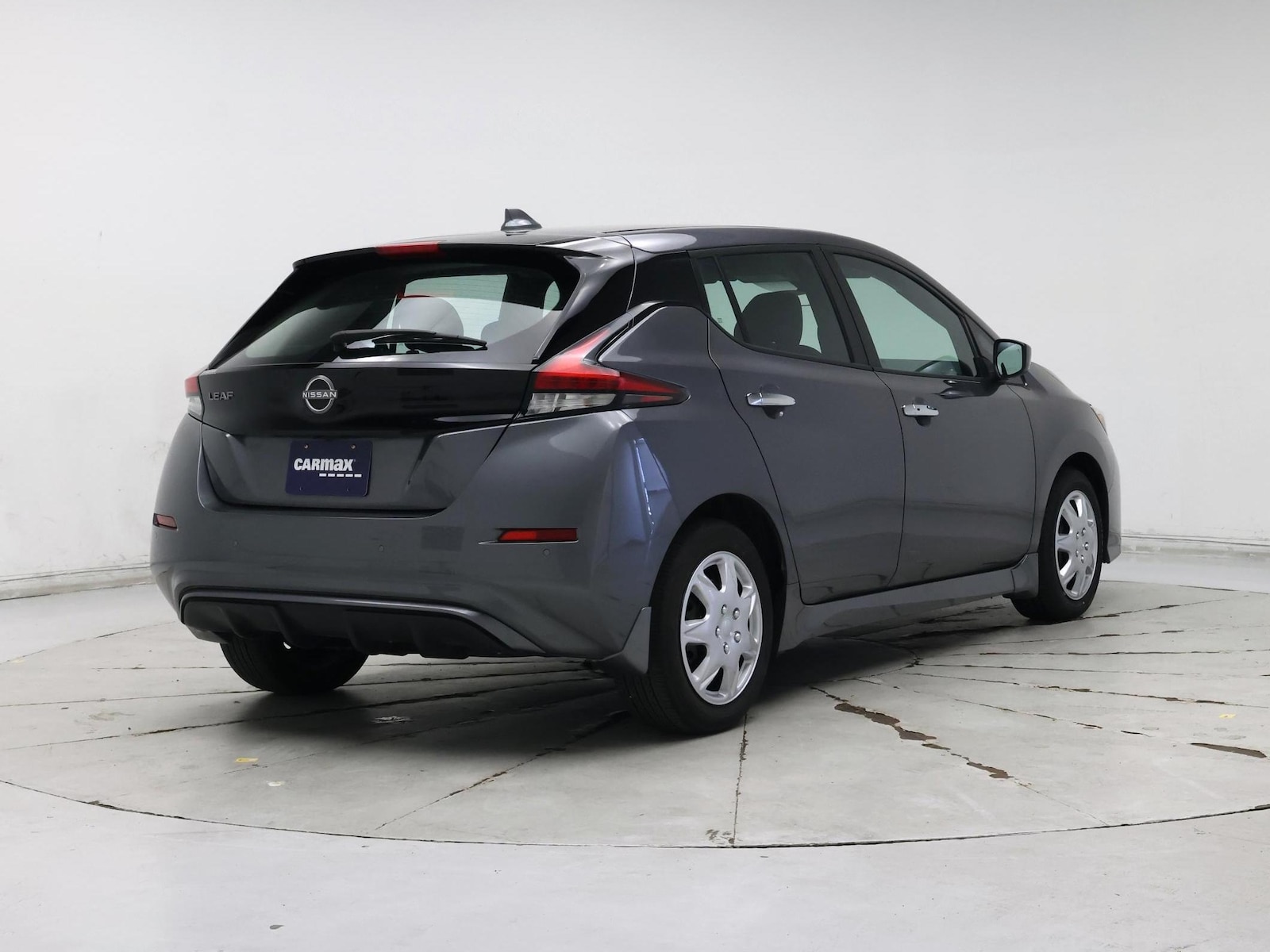 2025 Nissan Leaf S - Photo 9