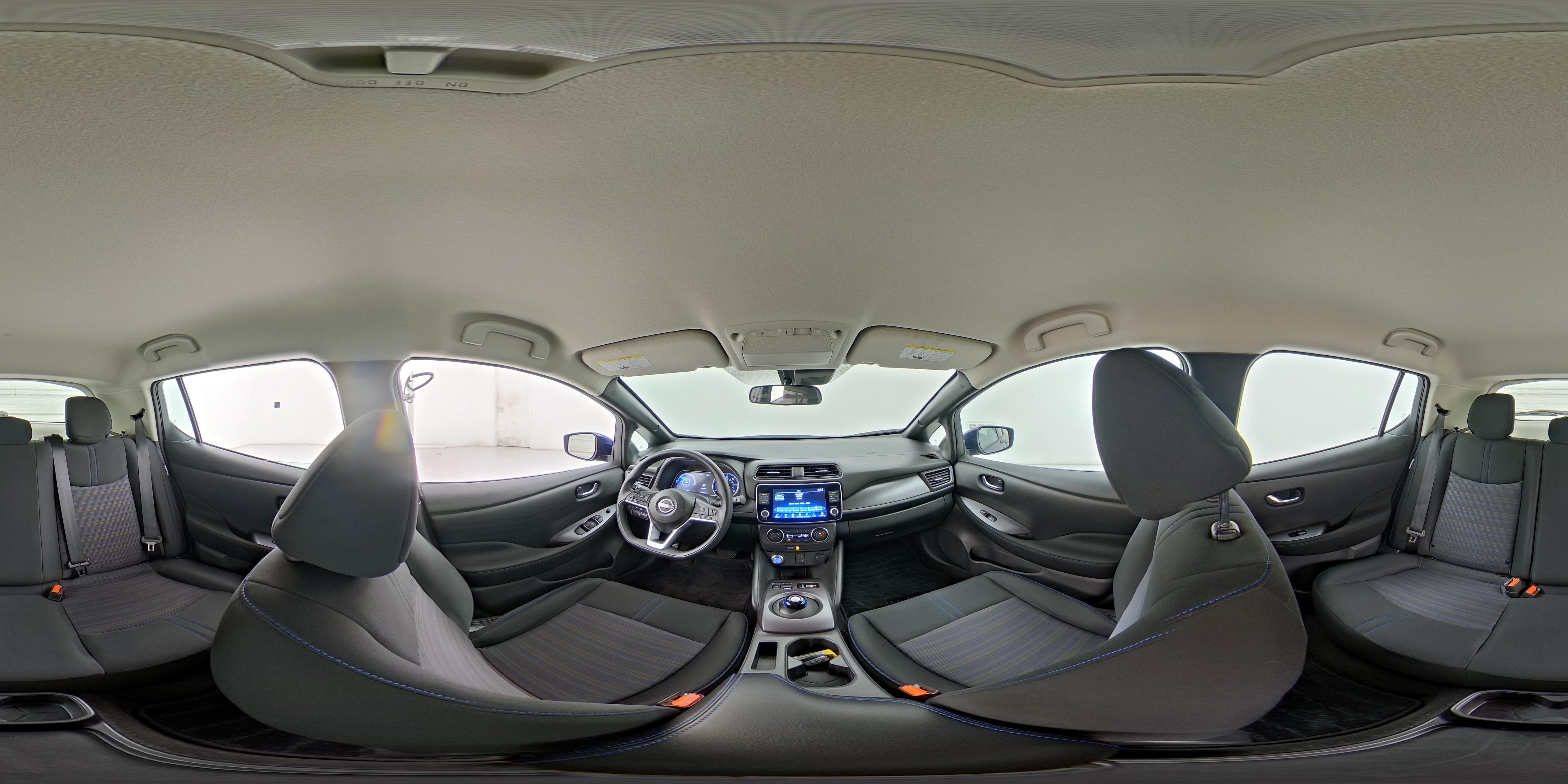 2025 Nissan Leaf S - Photo 24