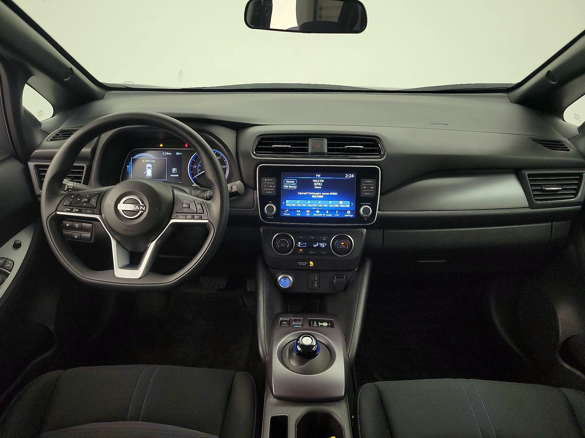 Thumbnail: 2025 Nissan Leaf - 9