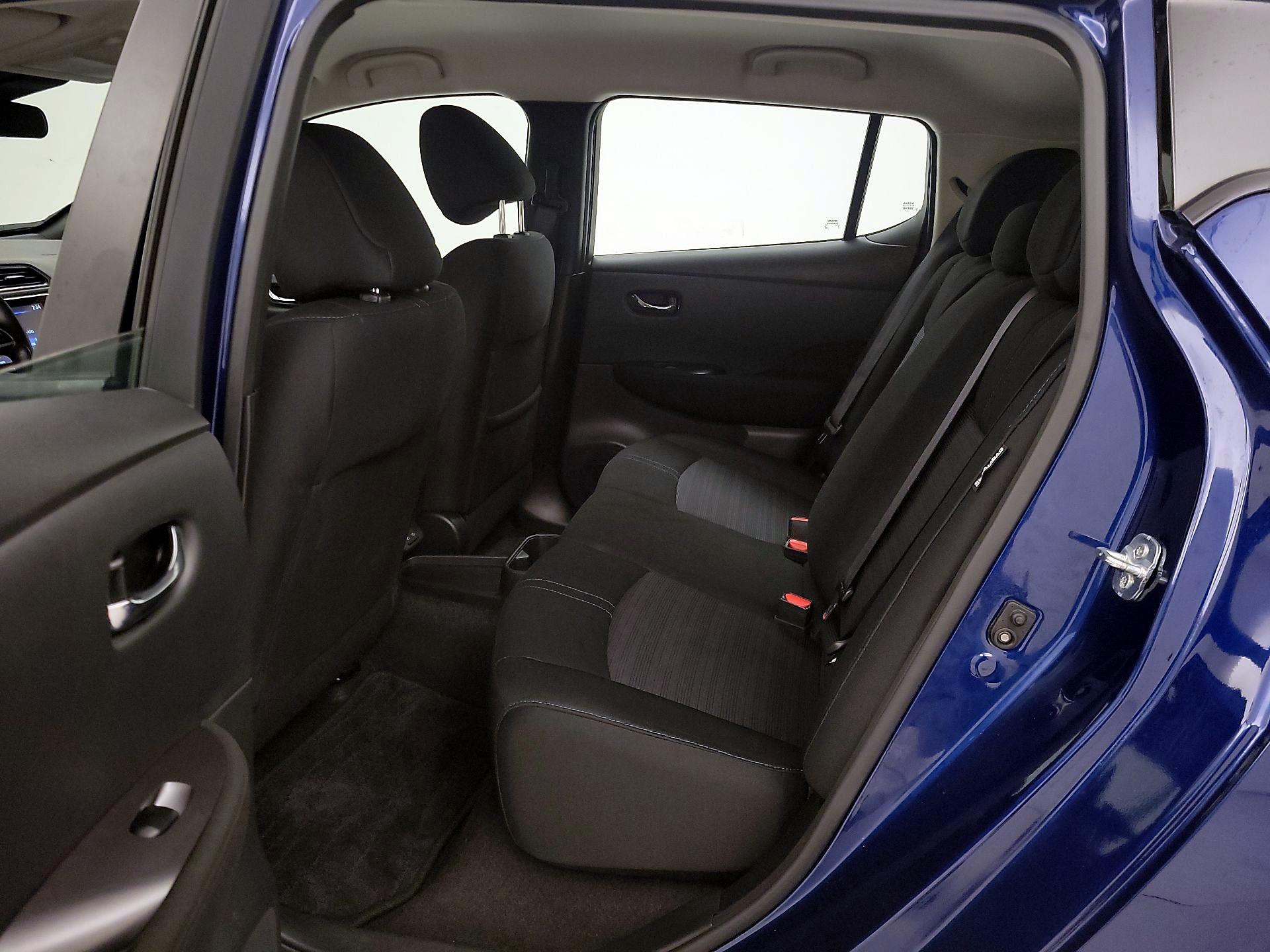 Thumbnail: 2025 Nissan Leaf - 19