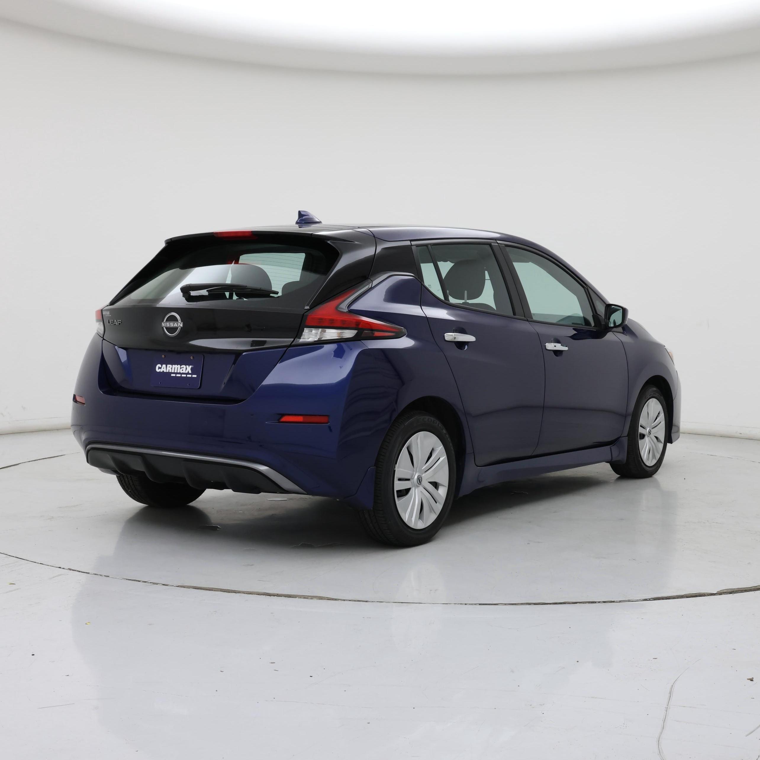 Thumbnail: 2025 Nissan Leaf - 8