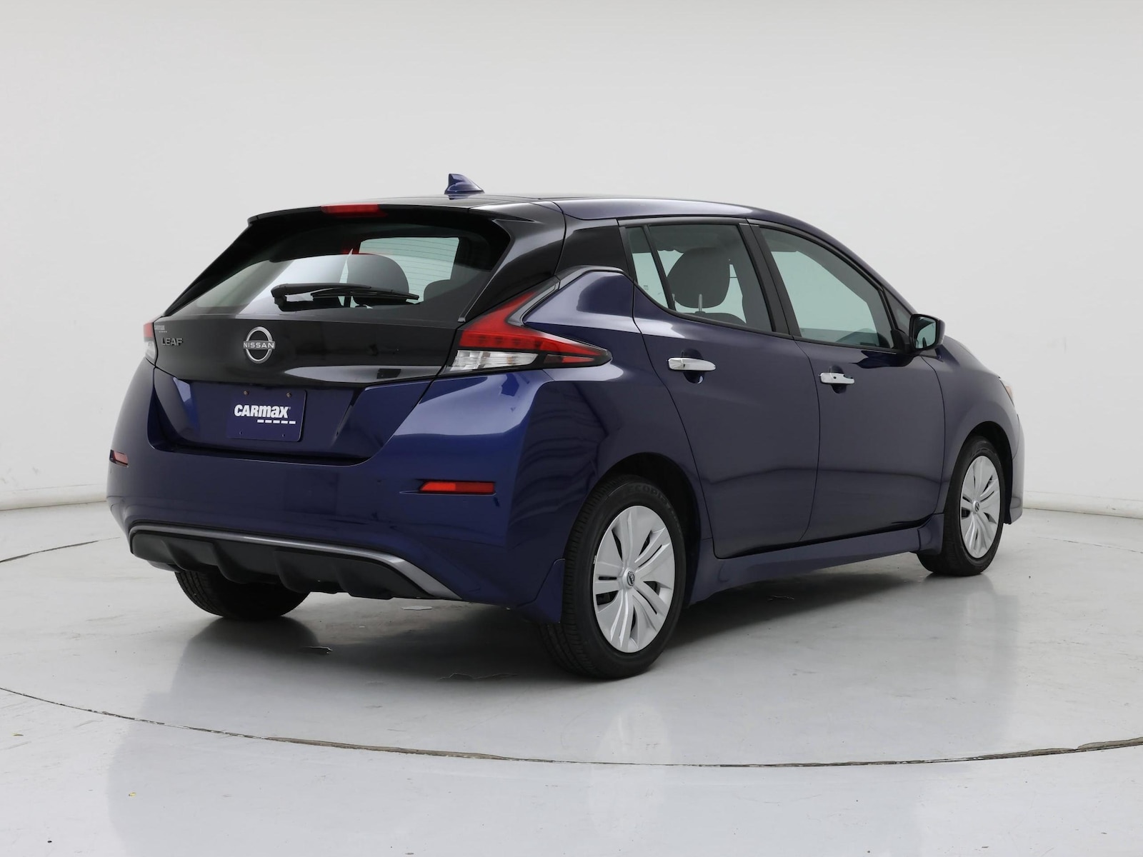 2025 Nissan Leaf S - Photo 9