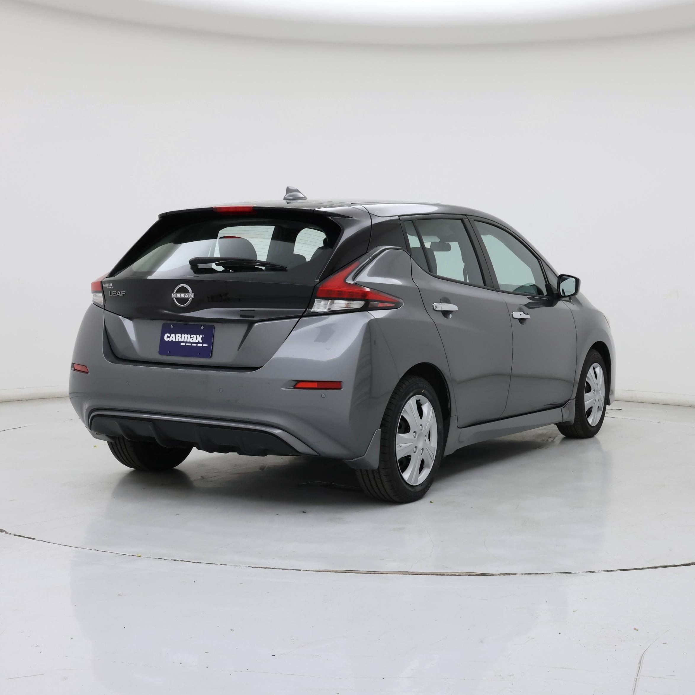 Thumbnail: 2025 Nissan Leaf - 8