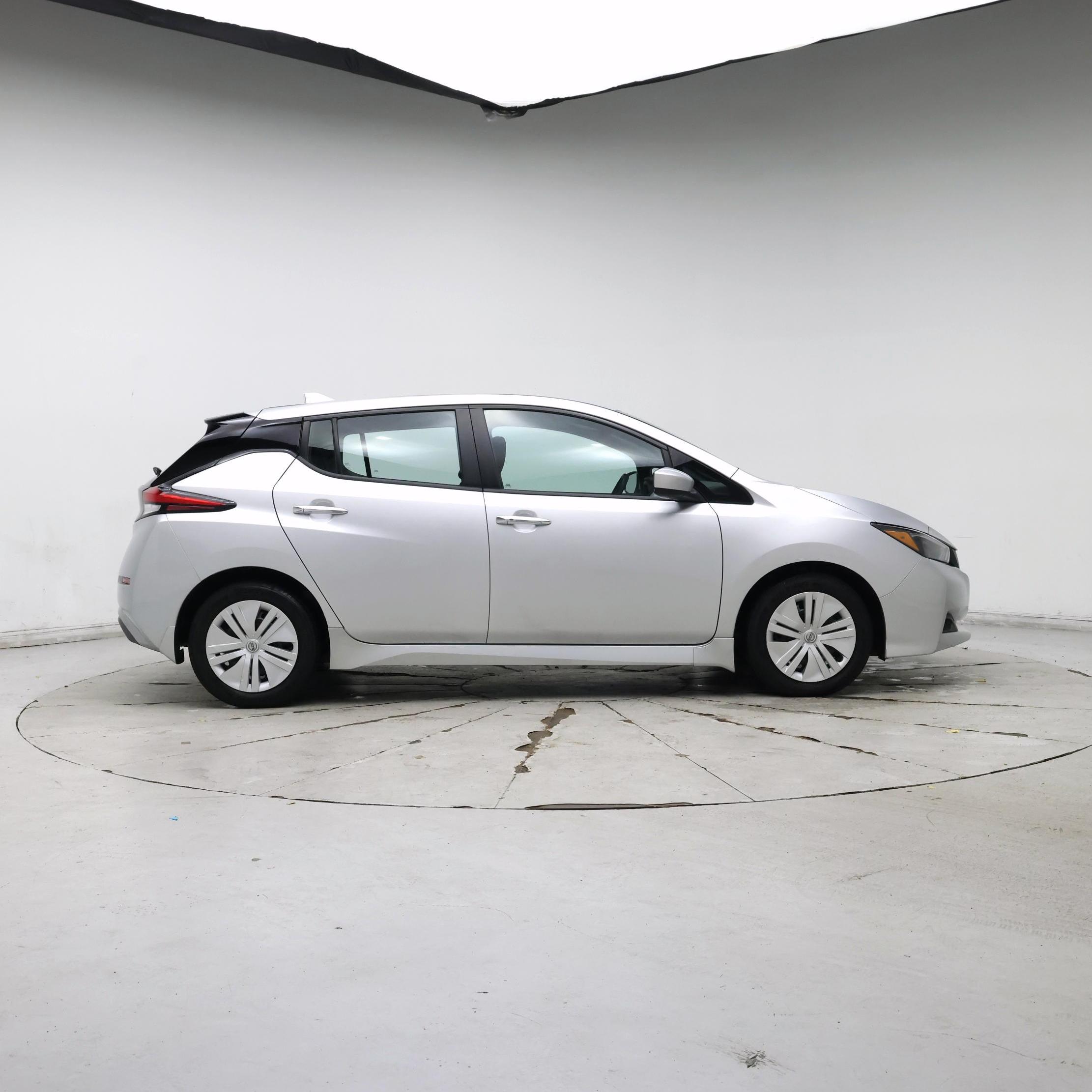 Thumbnail: 2024 Nissan Leaf - 7