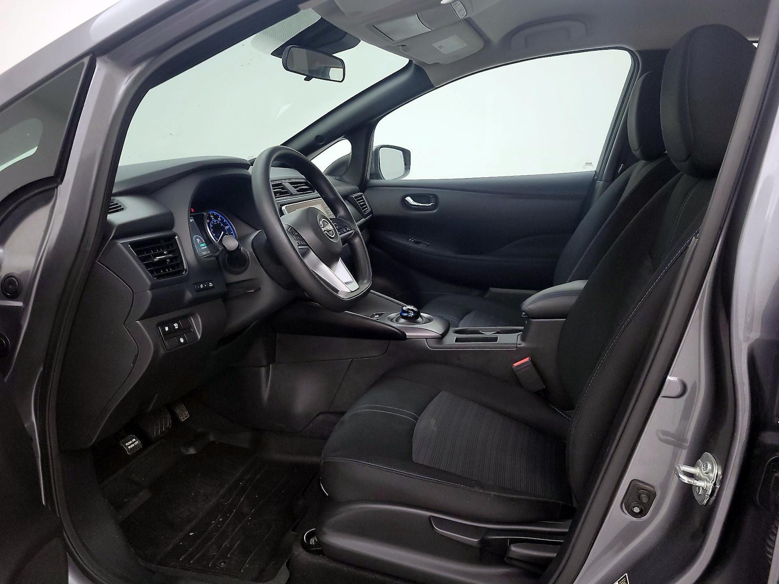 2024 Nissan LEAF S - Photo 12