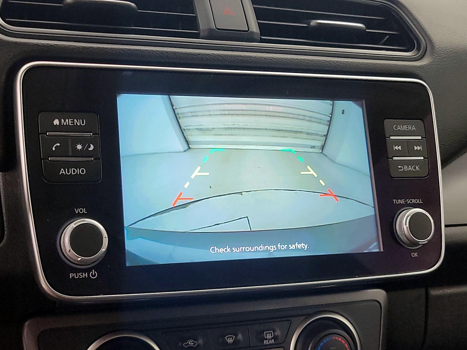 2024 Nissan LEAF S - Photo 15