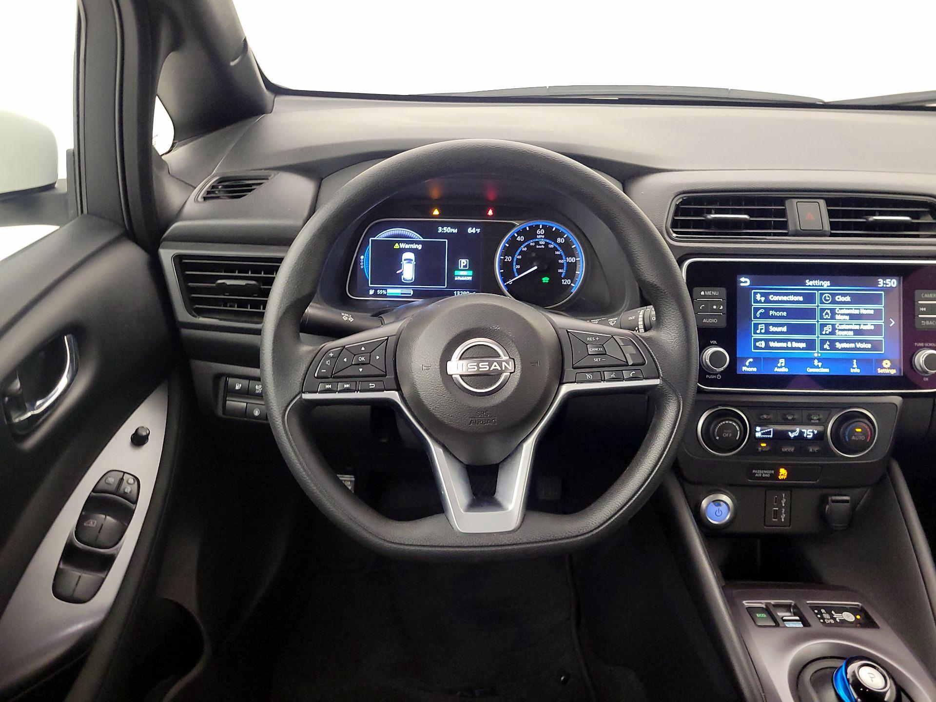 Thumbnail: 2025 Nissan Leaf - 10
