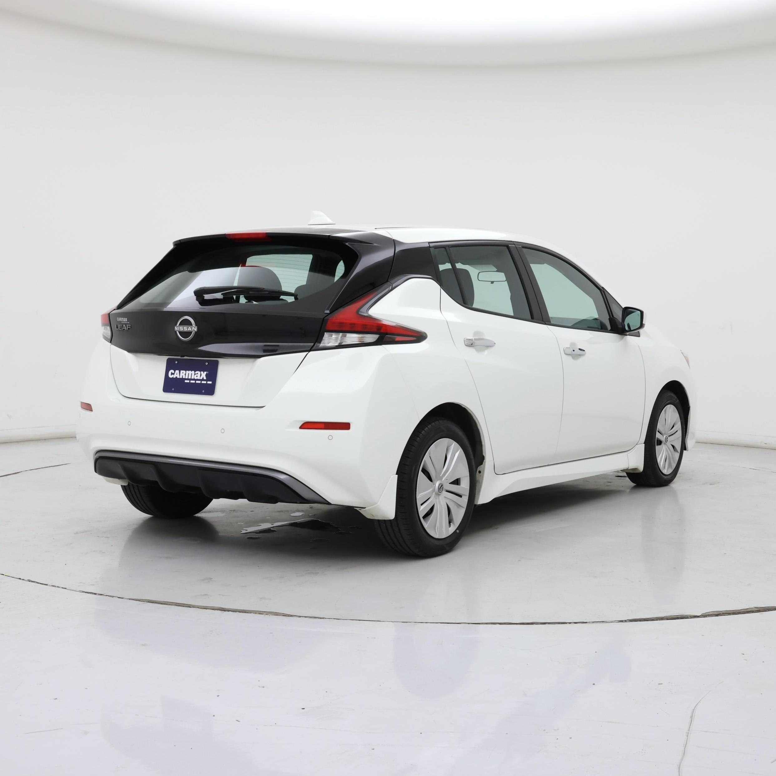 Thumbnail: 2025 Nissan Leaf - 8