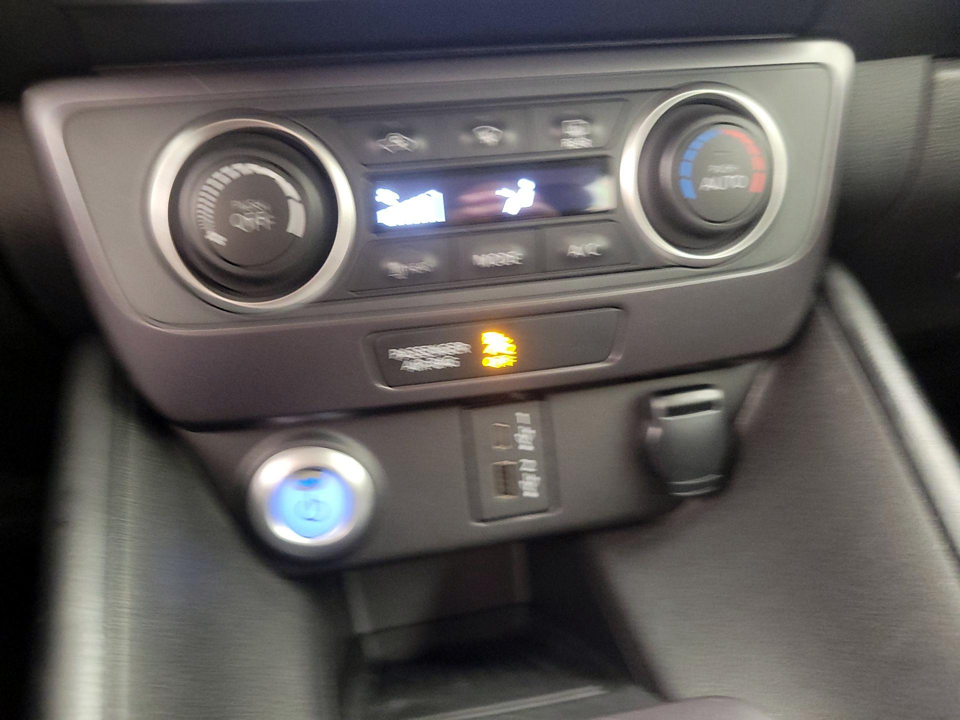 Thumbnail: 2024 Nissan Leaf - 16
