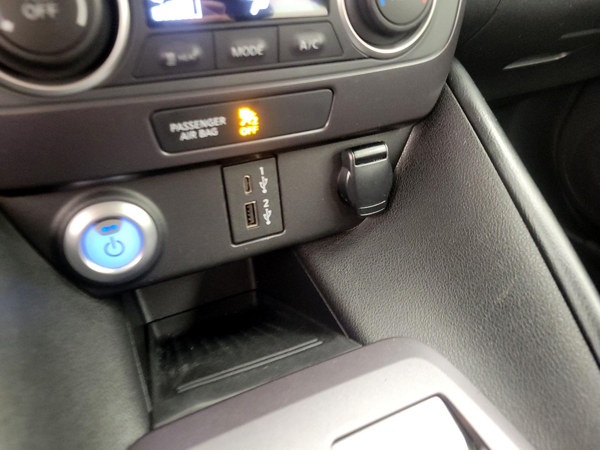 Thumbnail: 2024 Nissan Leaf - 18