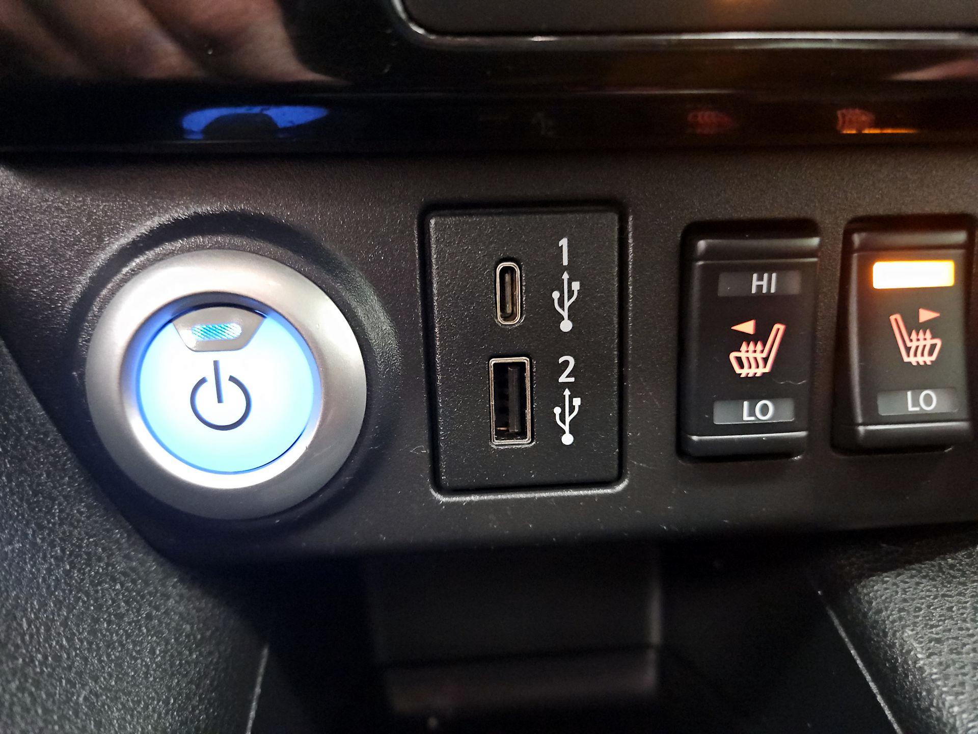 Thumbnail: 2024 Nissan Leaf - 19