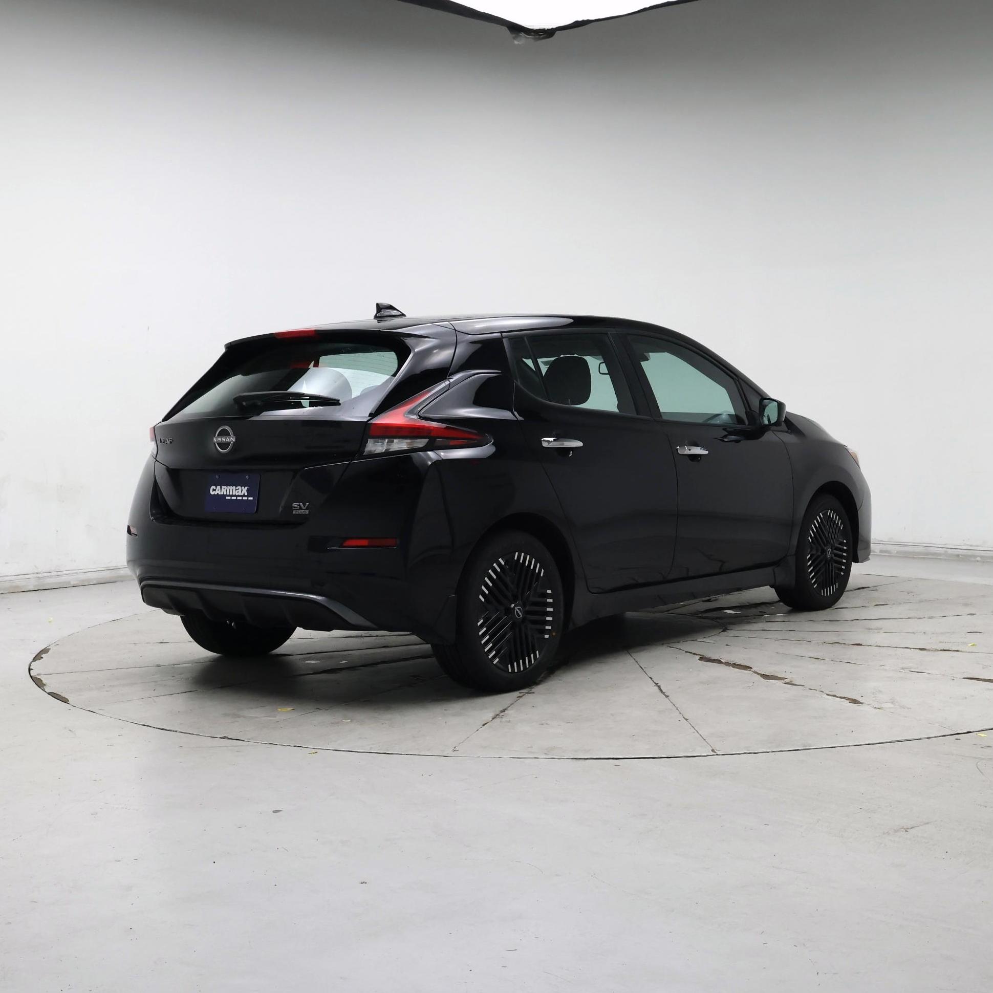 Thumbnail: 2024 Nissan Leaf - 8