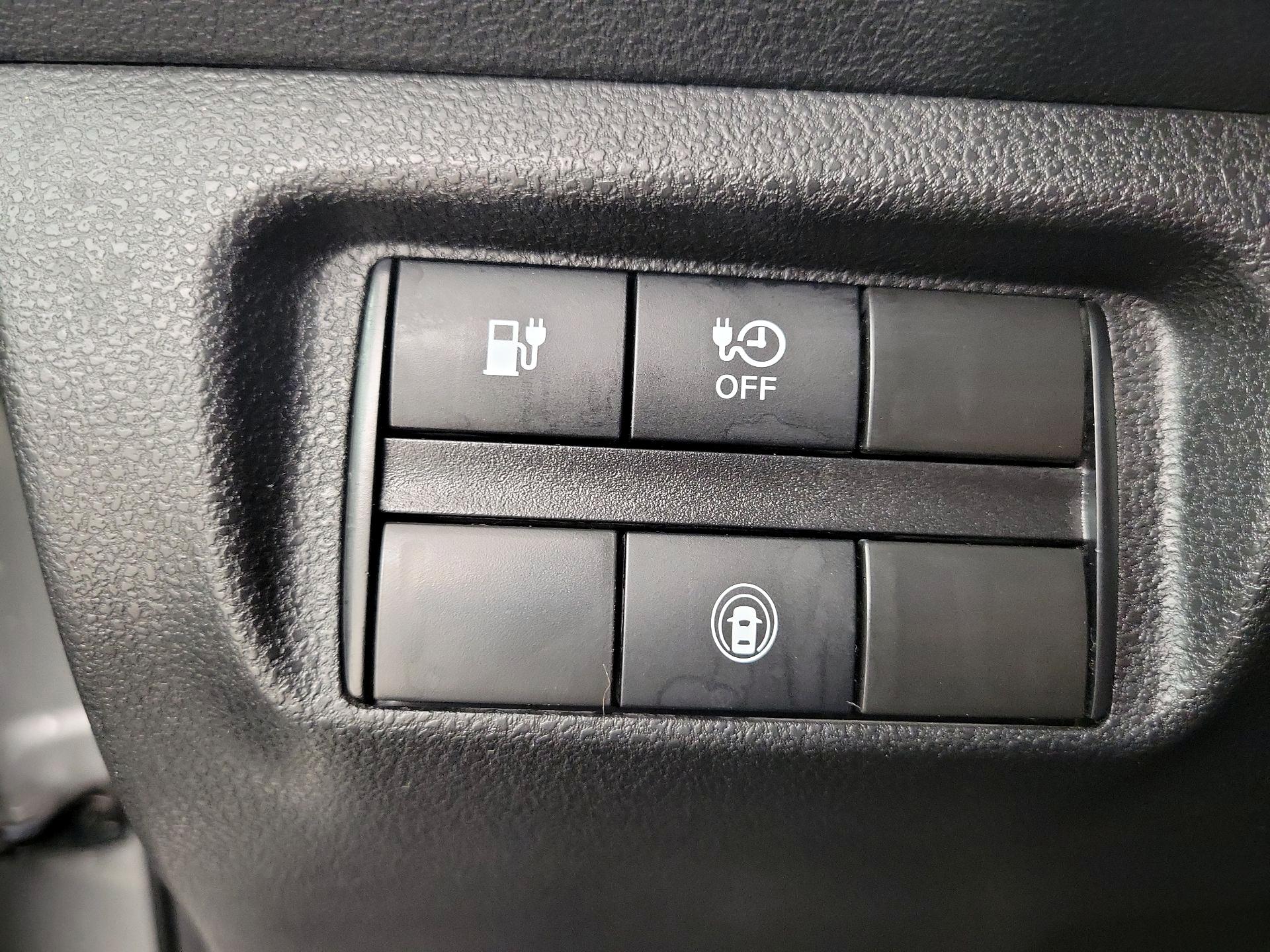 Thumbnail: 2025 Nissan Leaf - 13