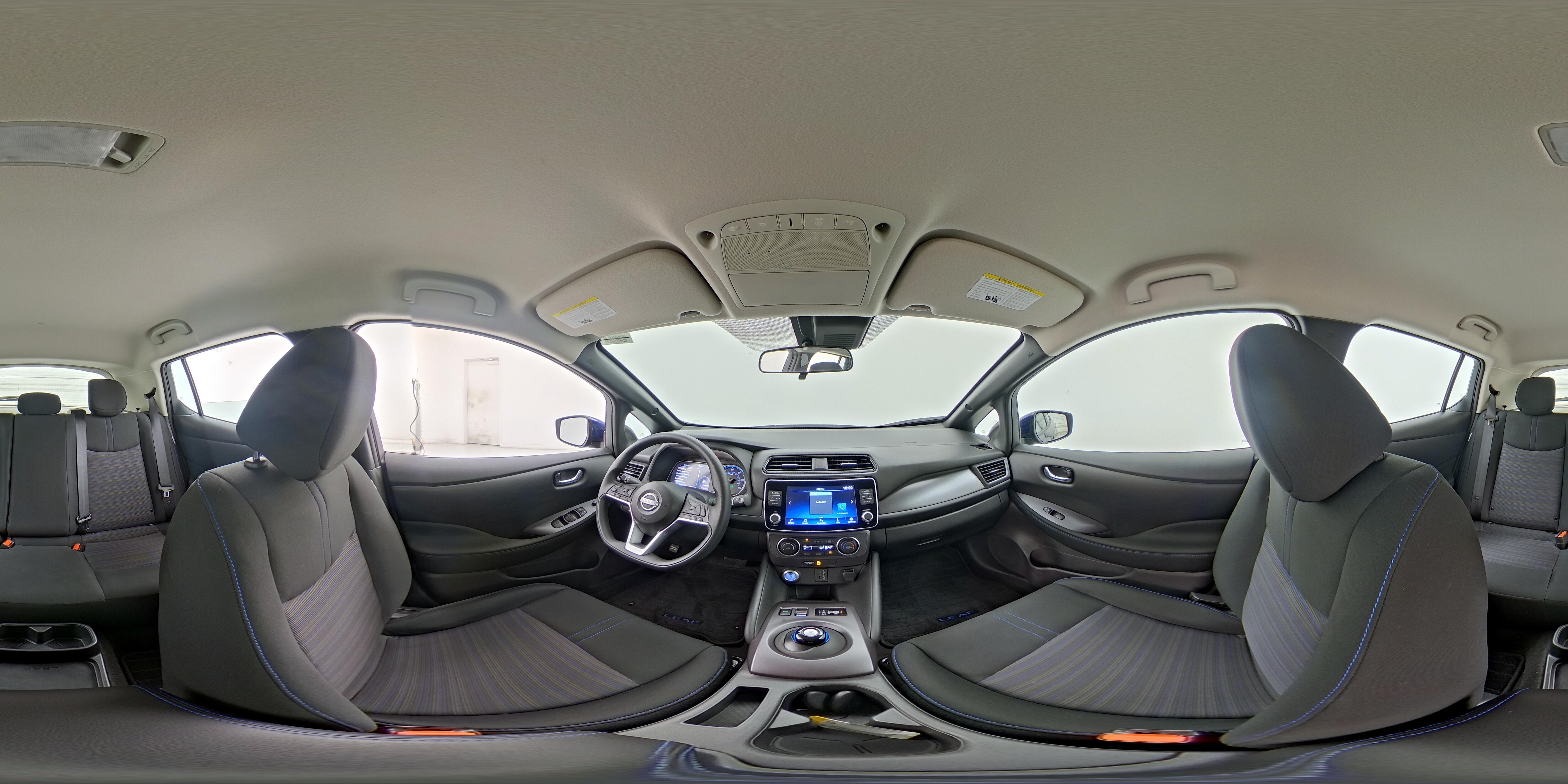 2025 Nissan Leaf S - Photo 24
