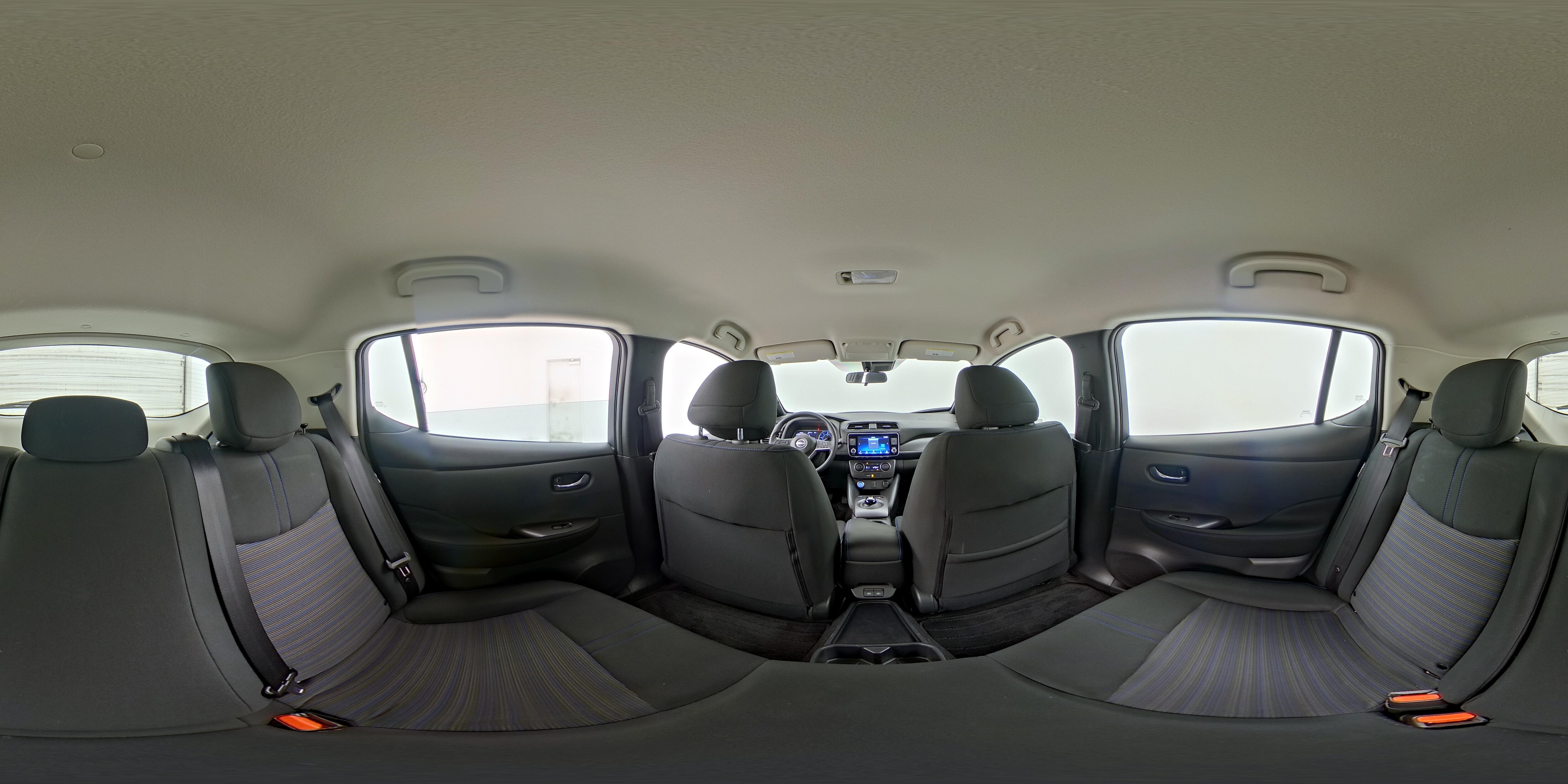 2025 Nissan Leaf S - Photo 25