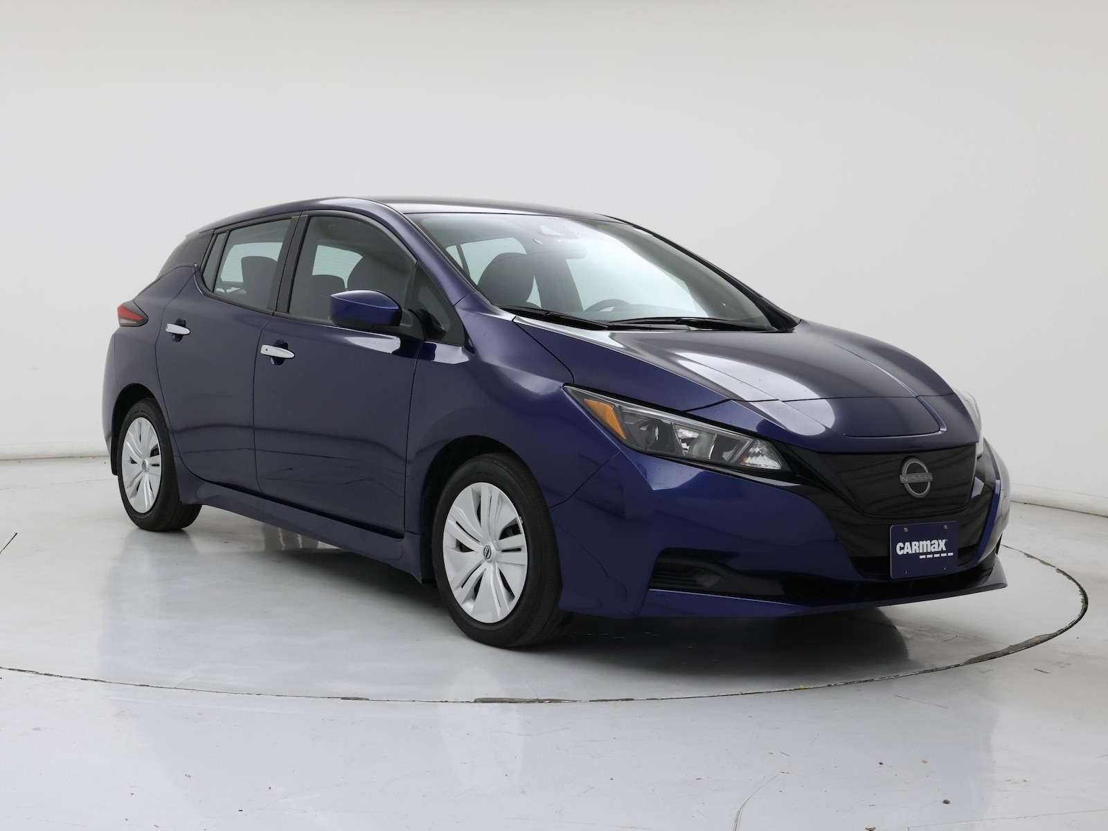 2025 Nissan Leaf S - Photo 2