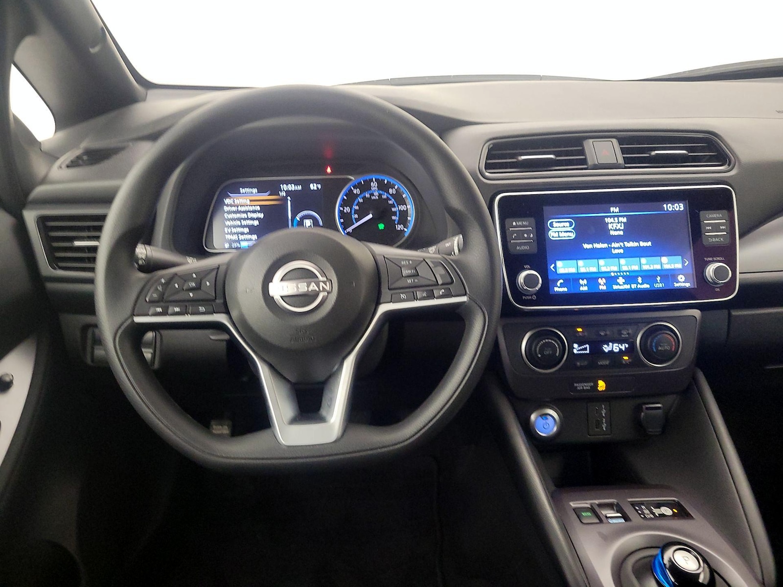 2025 Nissan Leaf S - Photo 11