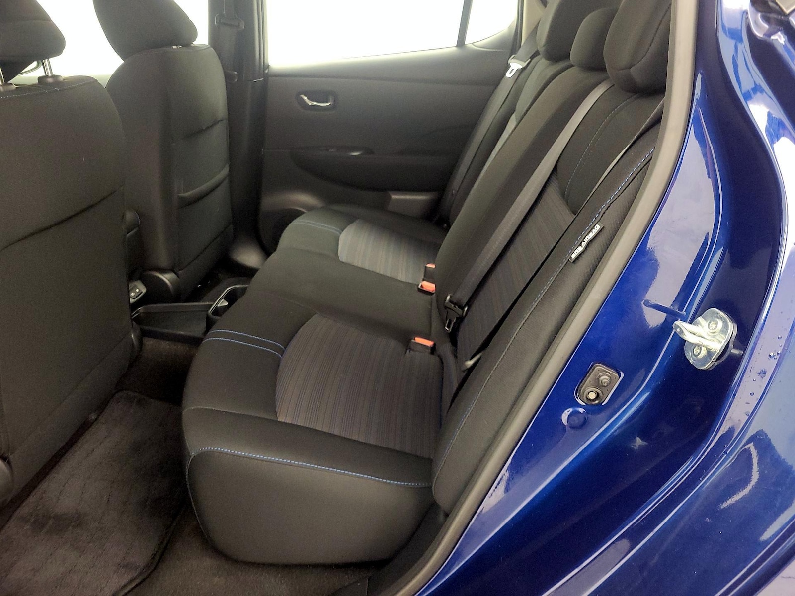 2025 Nissan Leaf S - Photo 20