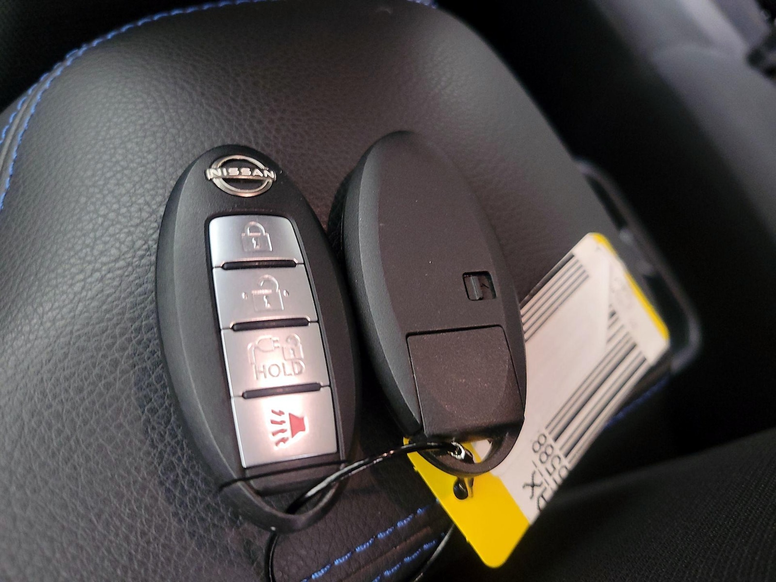 2025 Nissan Leaf S - Photo 23