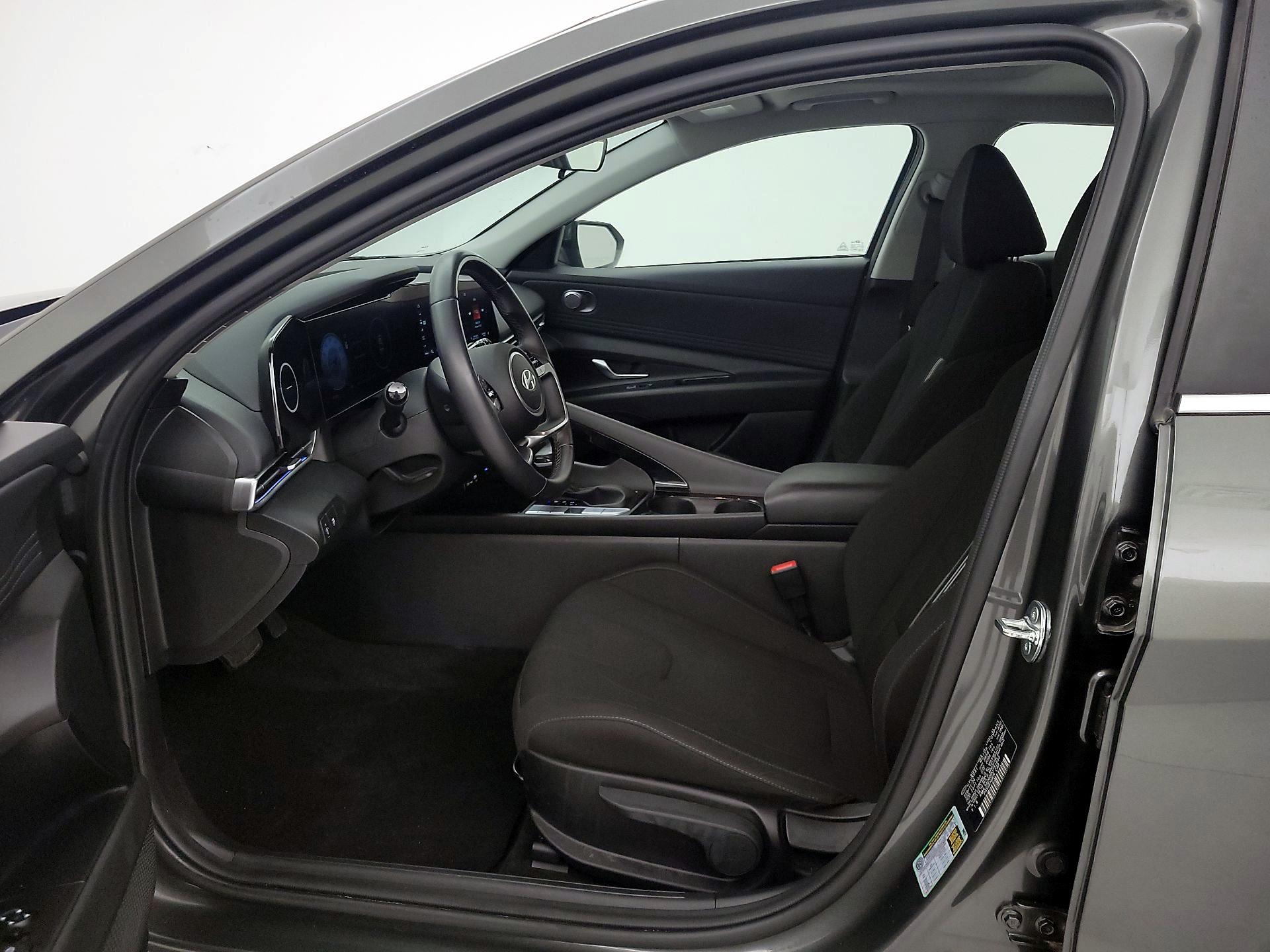 Thumbnail: 2024 Hyundai Elantra - 11