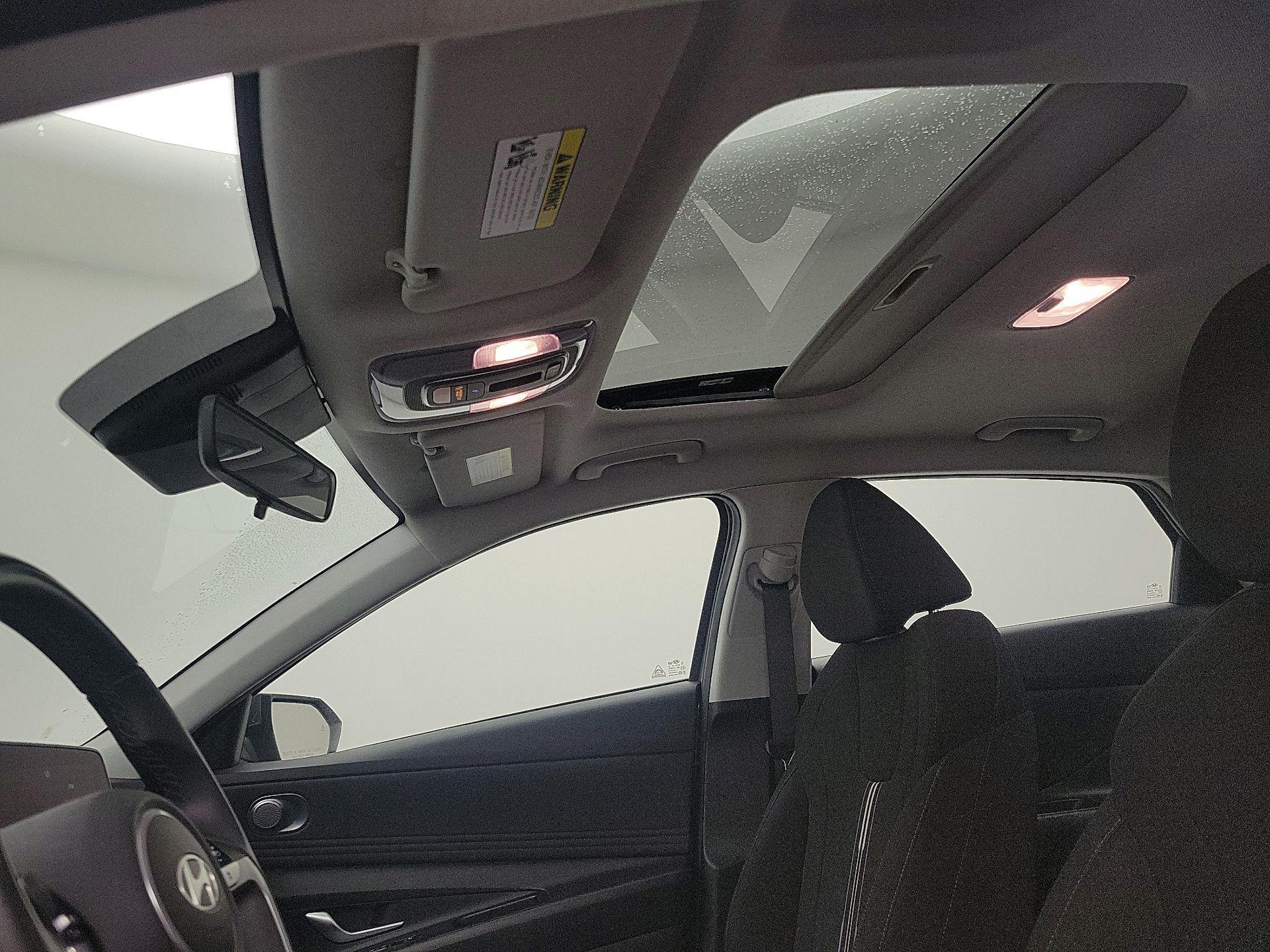 Thumbnail: 2024 Hyundai Elantra - 20
