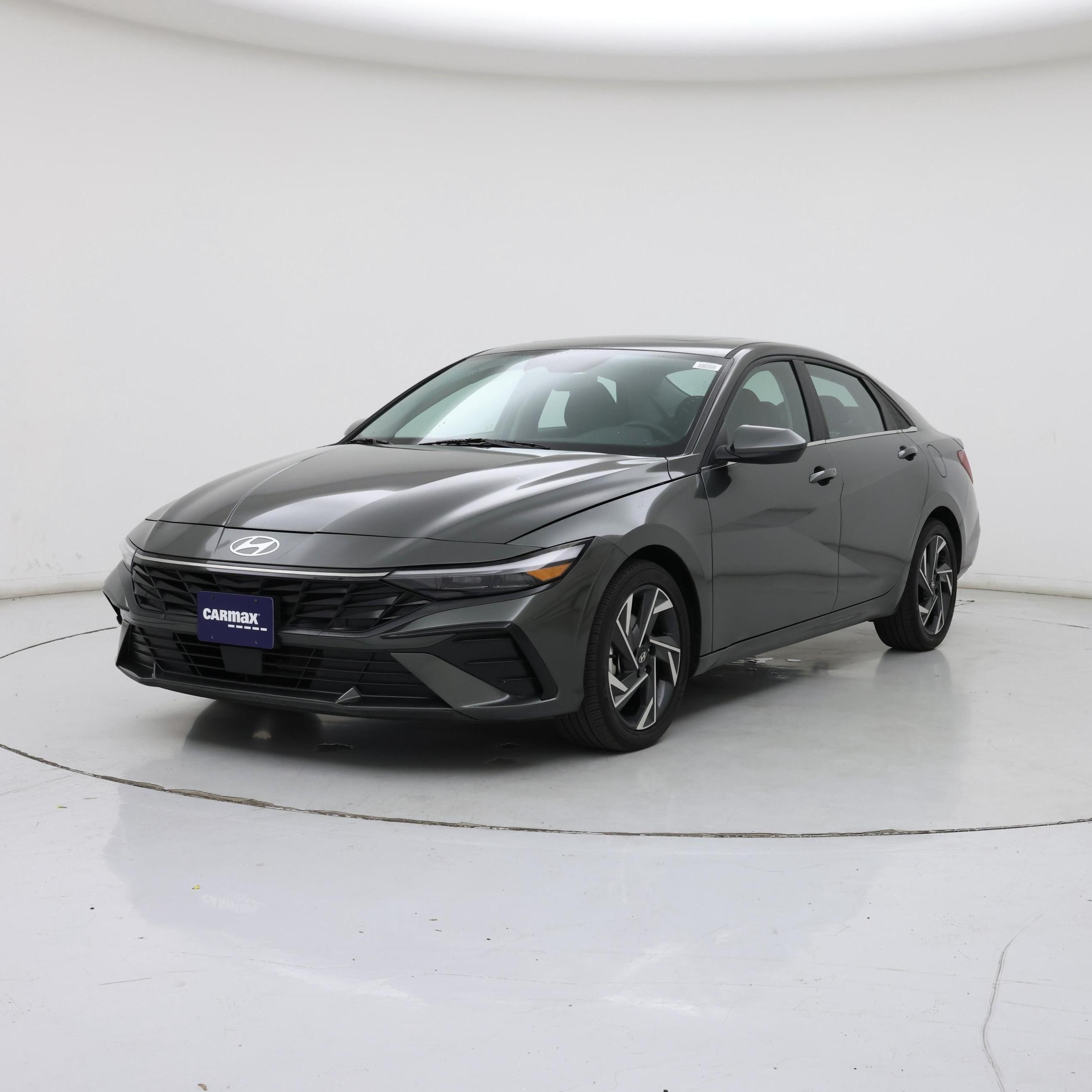Thumbnail: 2024 Hyundai Elantra - 4