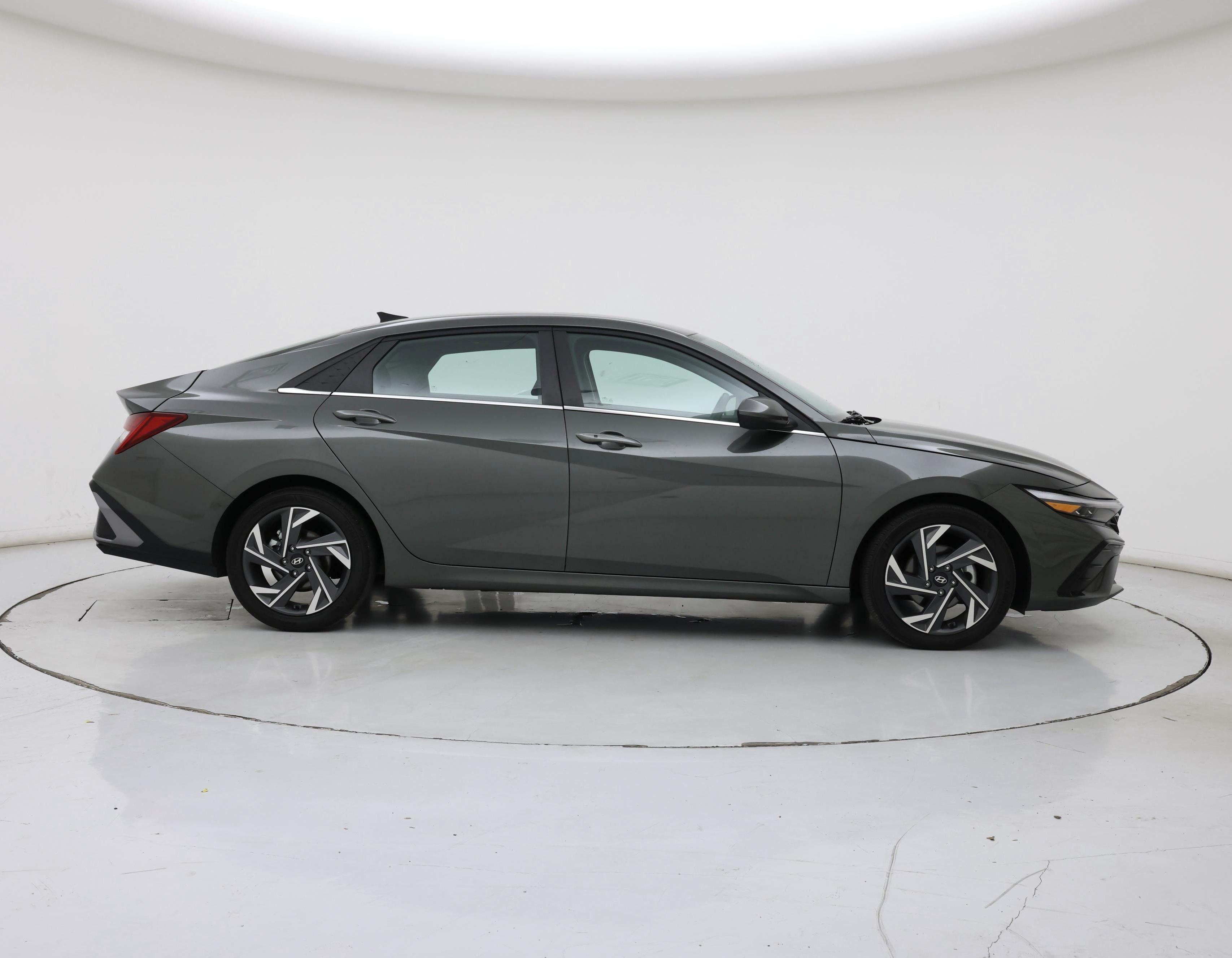 Thumbnail: 2024 Hyundai Elantra - 7