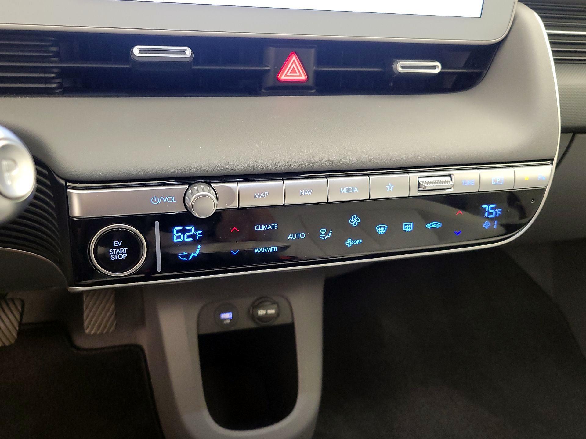Thumbnail: 2024 Hyundai Ioniq 5 - 17
