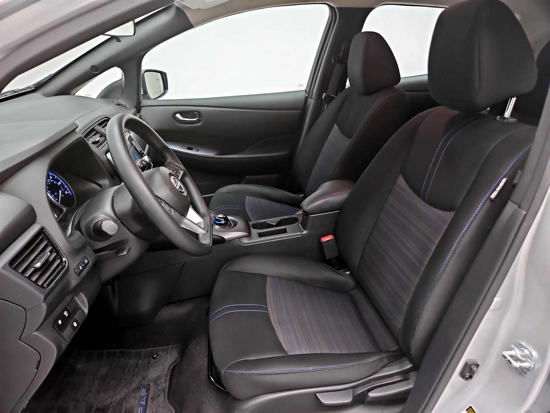 Thumbnail: 2024 Nissan Leaf - 11