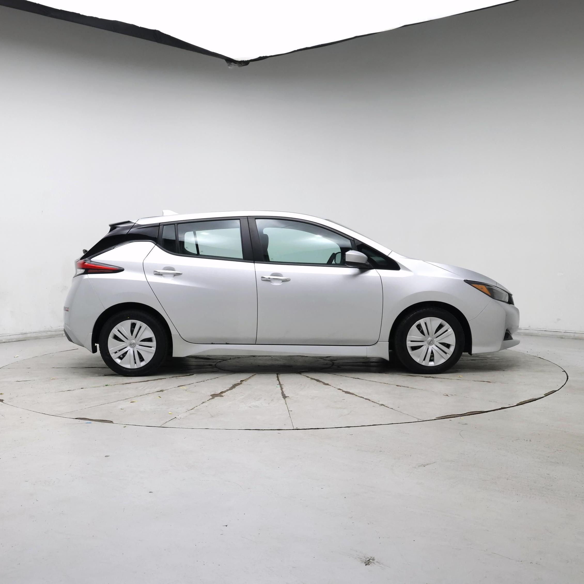 Thumbnail: 2024 Nissan Leaf - 7