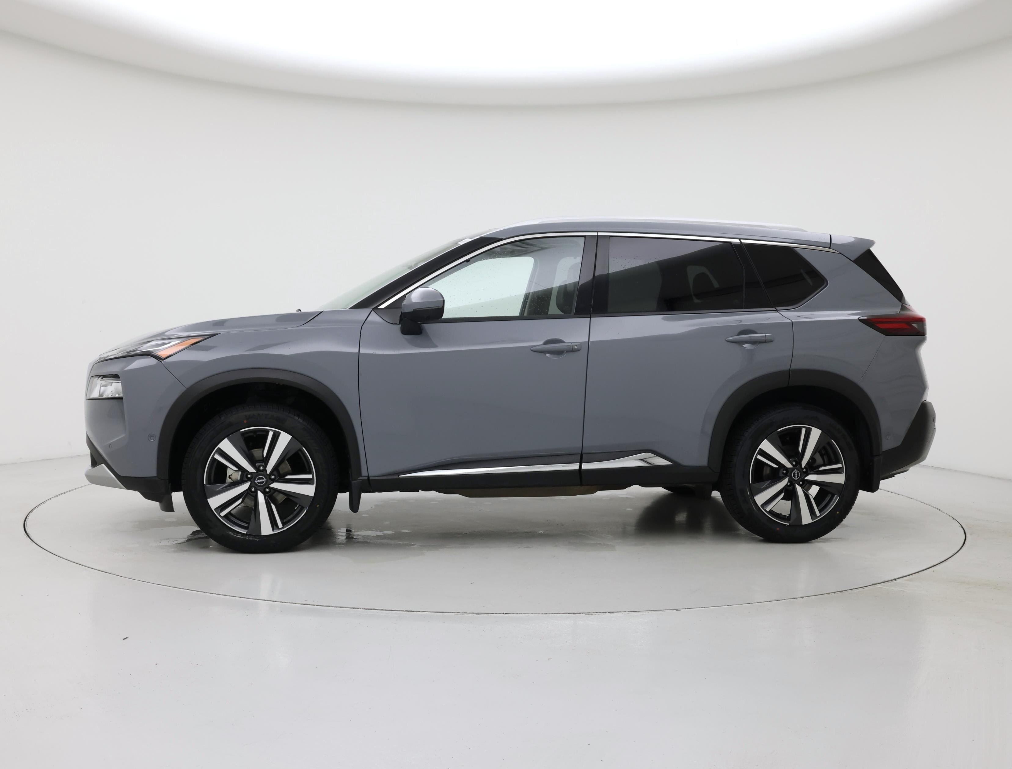 Thumbnail: 2023 Nissan Rogue - 3